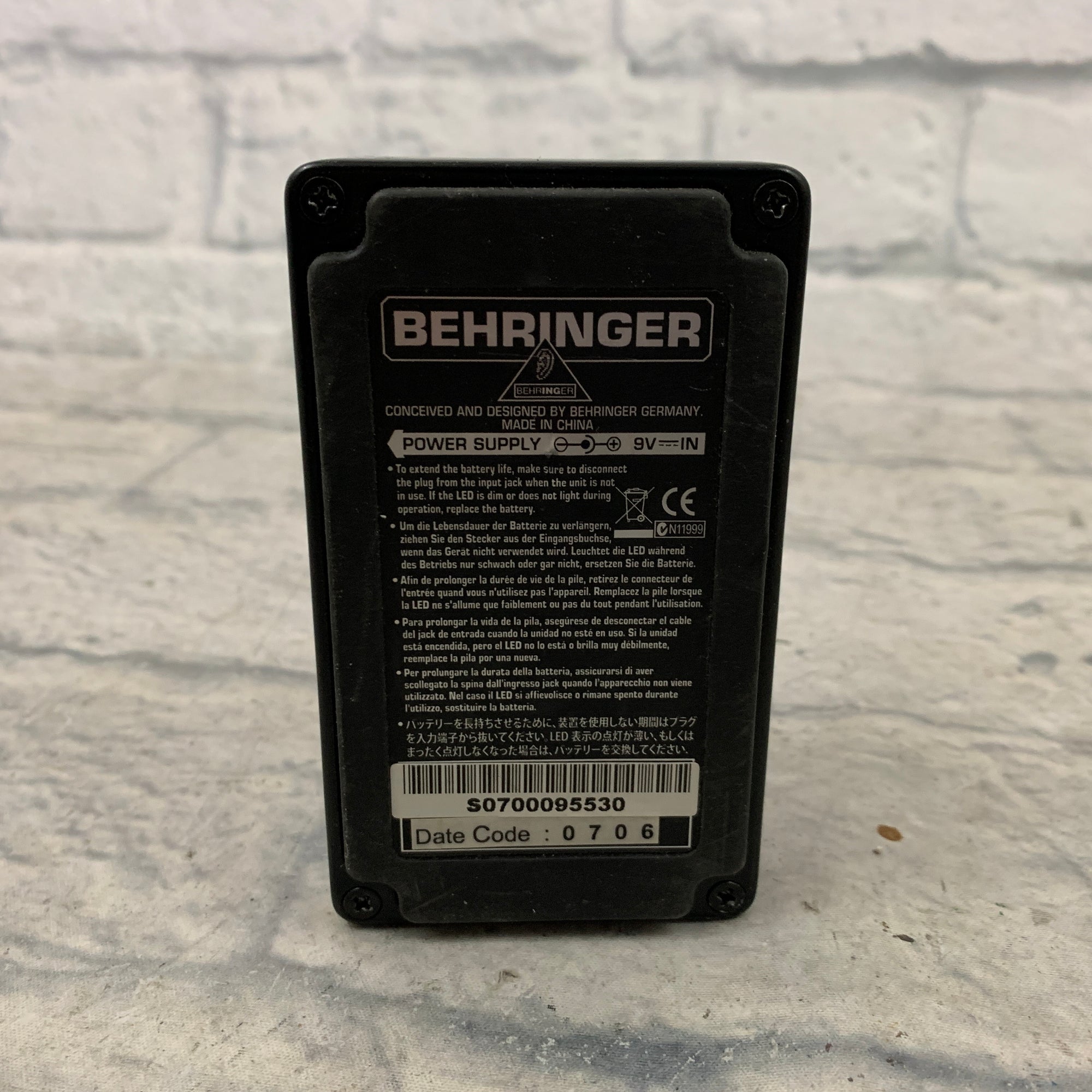 Behringer DC9 Dynamics Compressor Pedal - Evolution Music