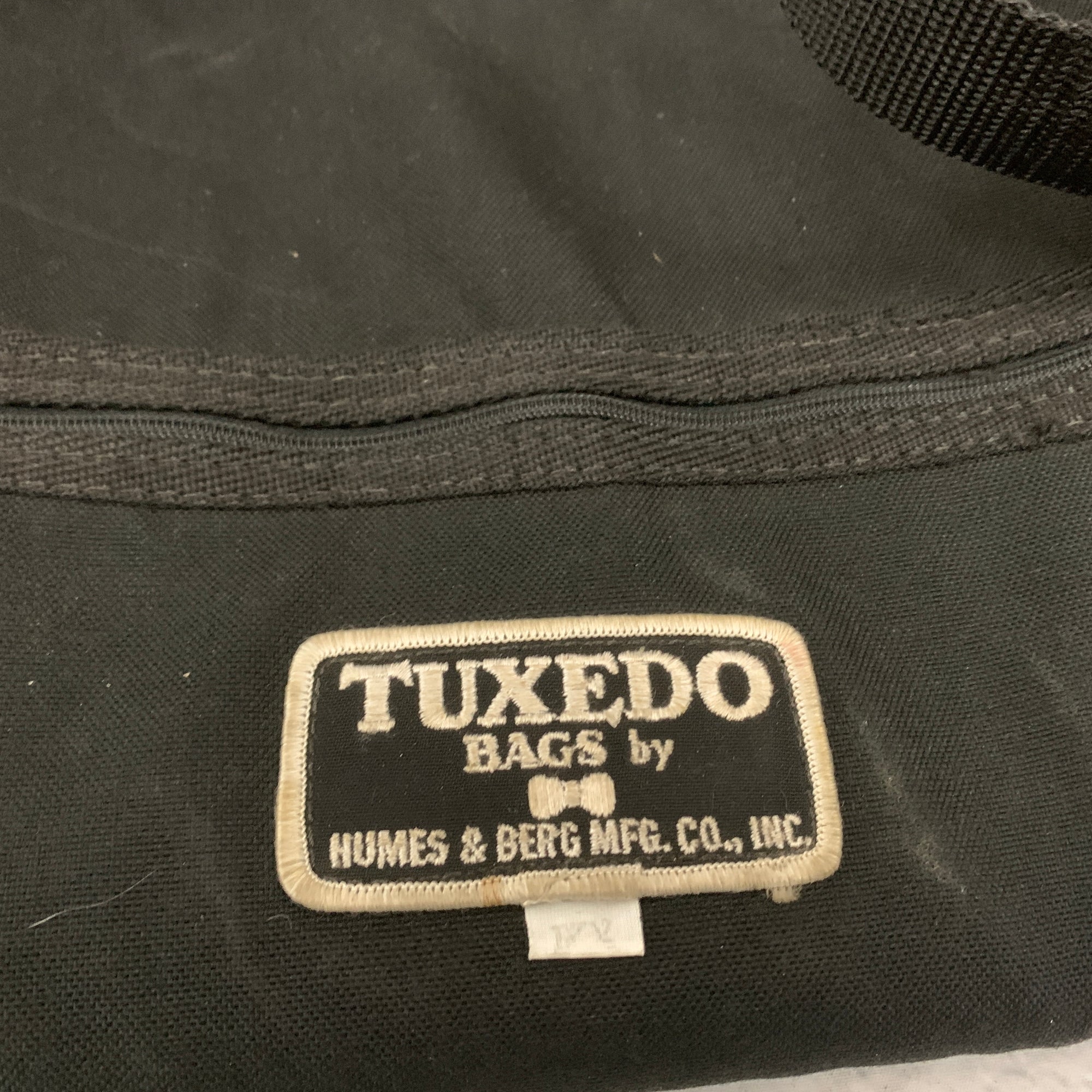 Humes & Berg Tuxedo Hardware Bag AS IS *RIPPED*