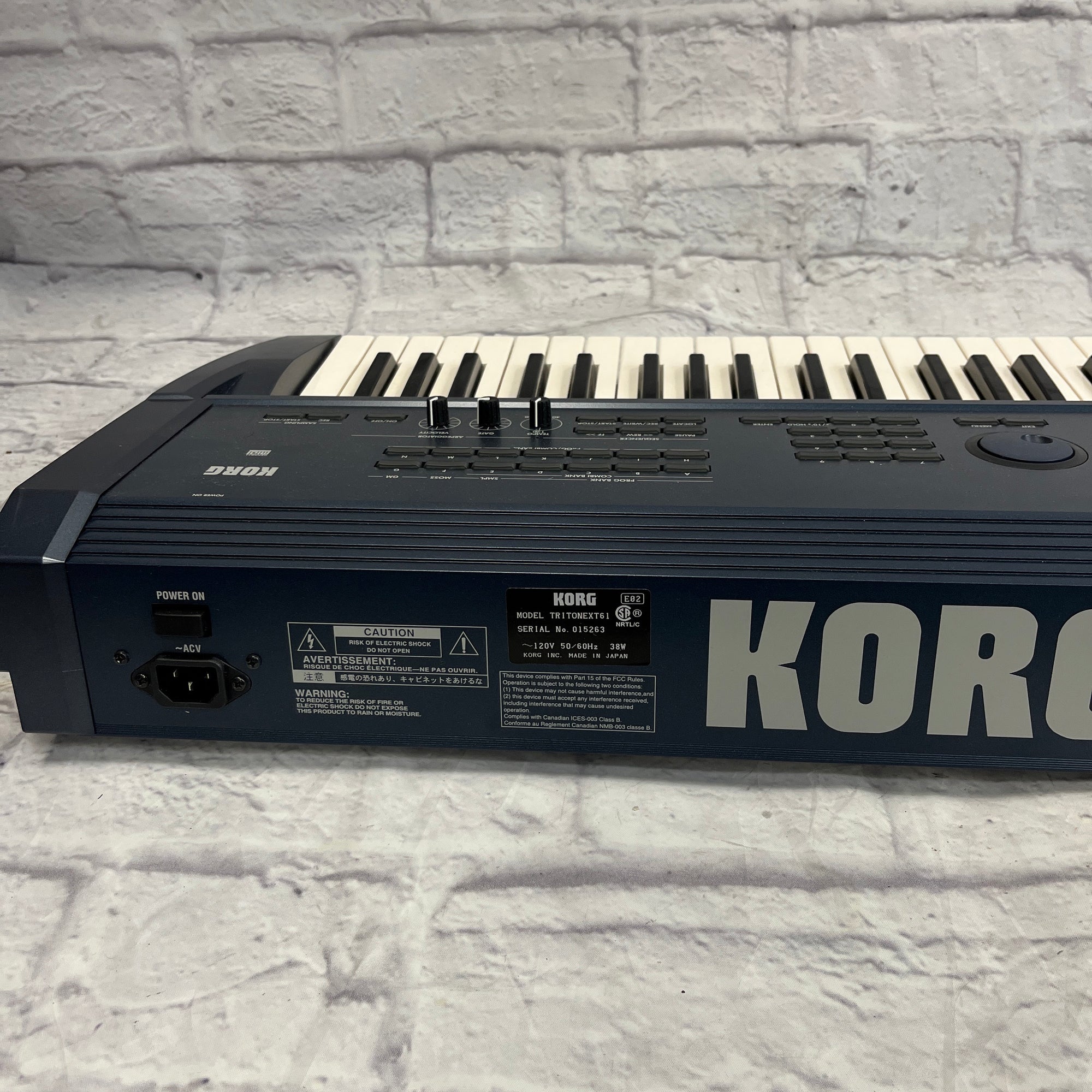 Korg Triton Extreme 61-Key 120-Voice Polyphonic Workstation