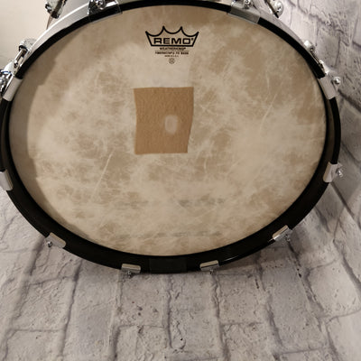 Remo 20in Gold Crown Bass Drum