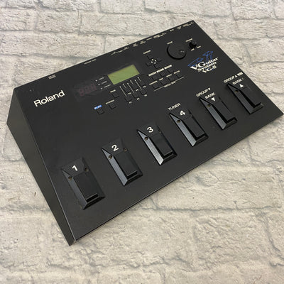 Roland VG-8 V Guitar System Synth and Multi Effects Pedal