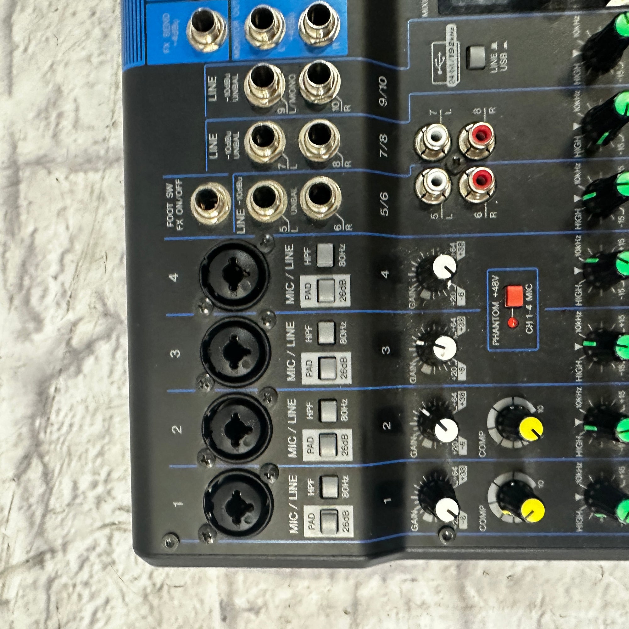 Yamaha MG10XU Mixer - Evolution Music Yamaha MG10XU Mixer - Evolution Music