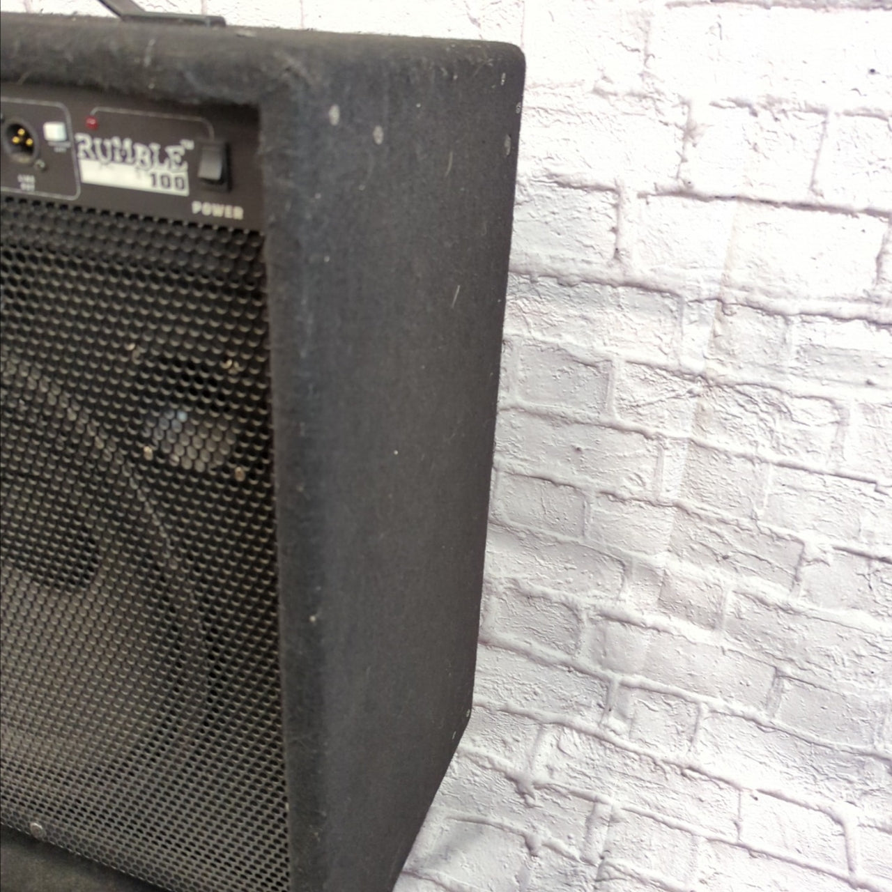 Fender Rumble 100 Bass Guitar Combo Amp