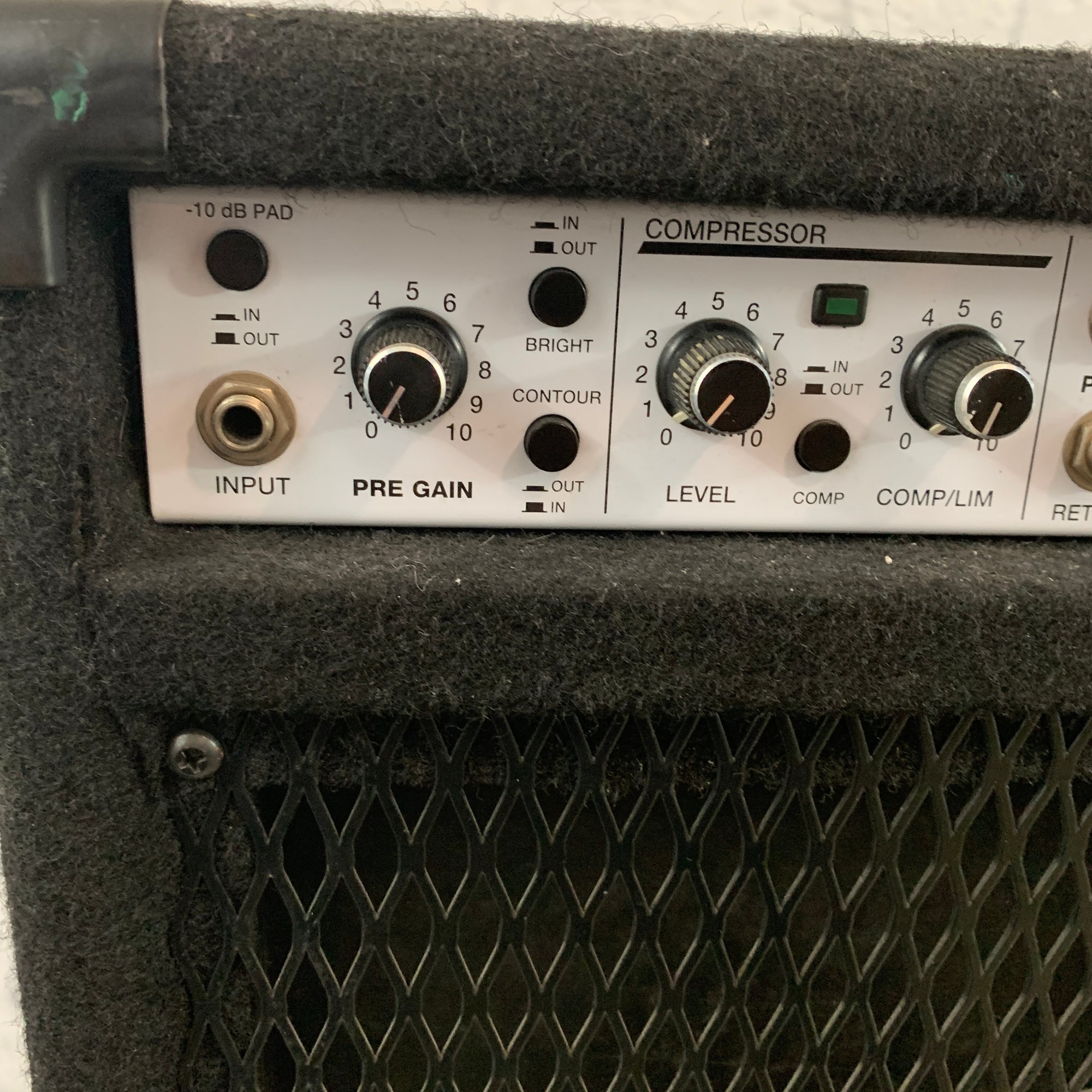 Peavey Combo 115 Bass Combo Amp Evolution Music