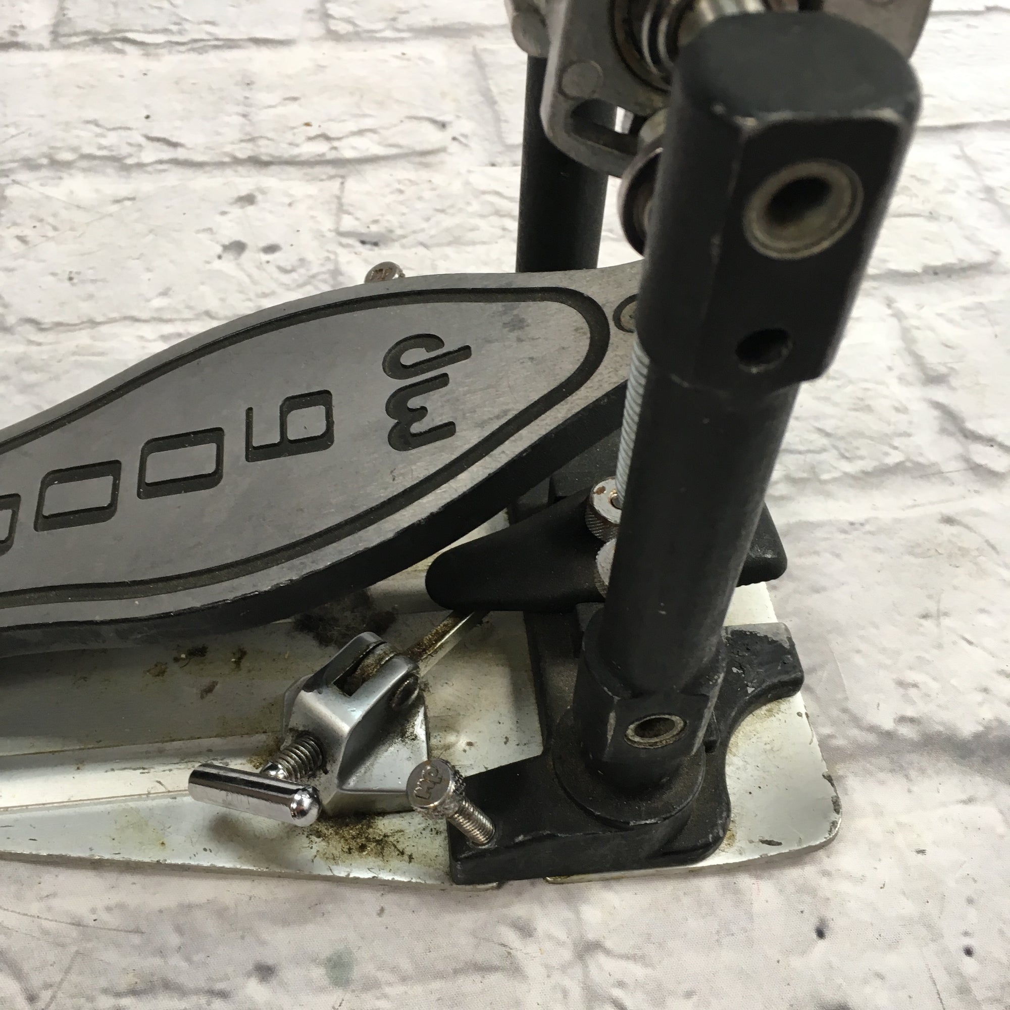 DW 9000 Single Kick Pedal