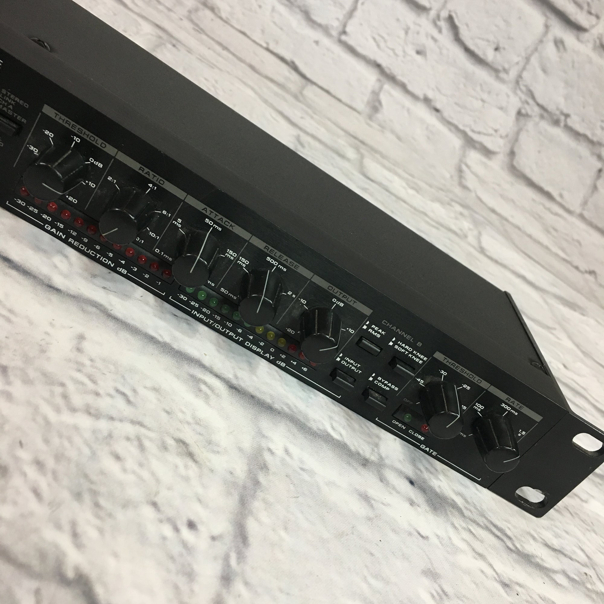 Alesis 3630 Compressor
