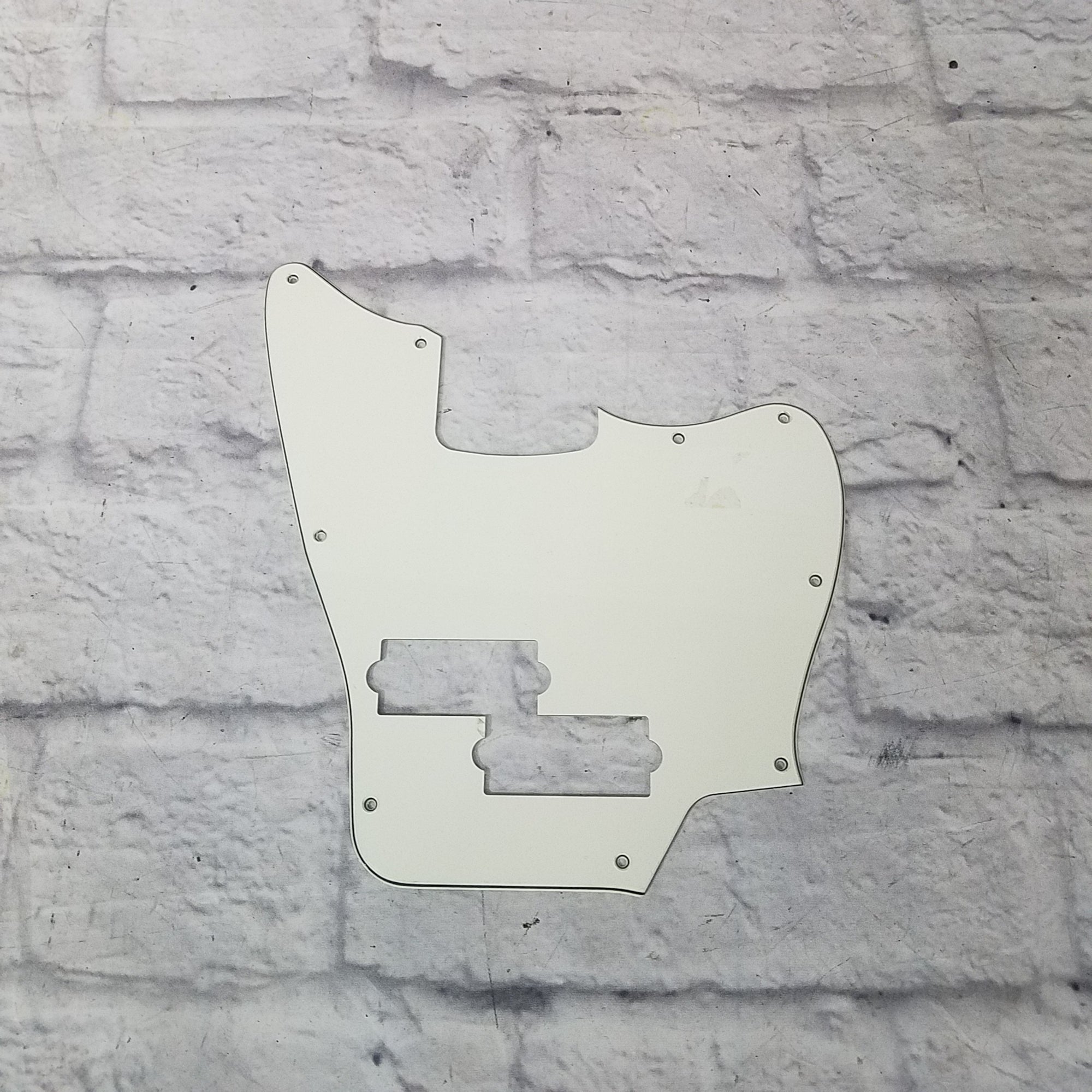 Jaguar Bass Pickguard White