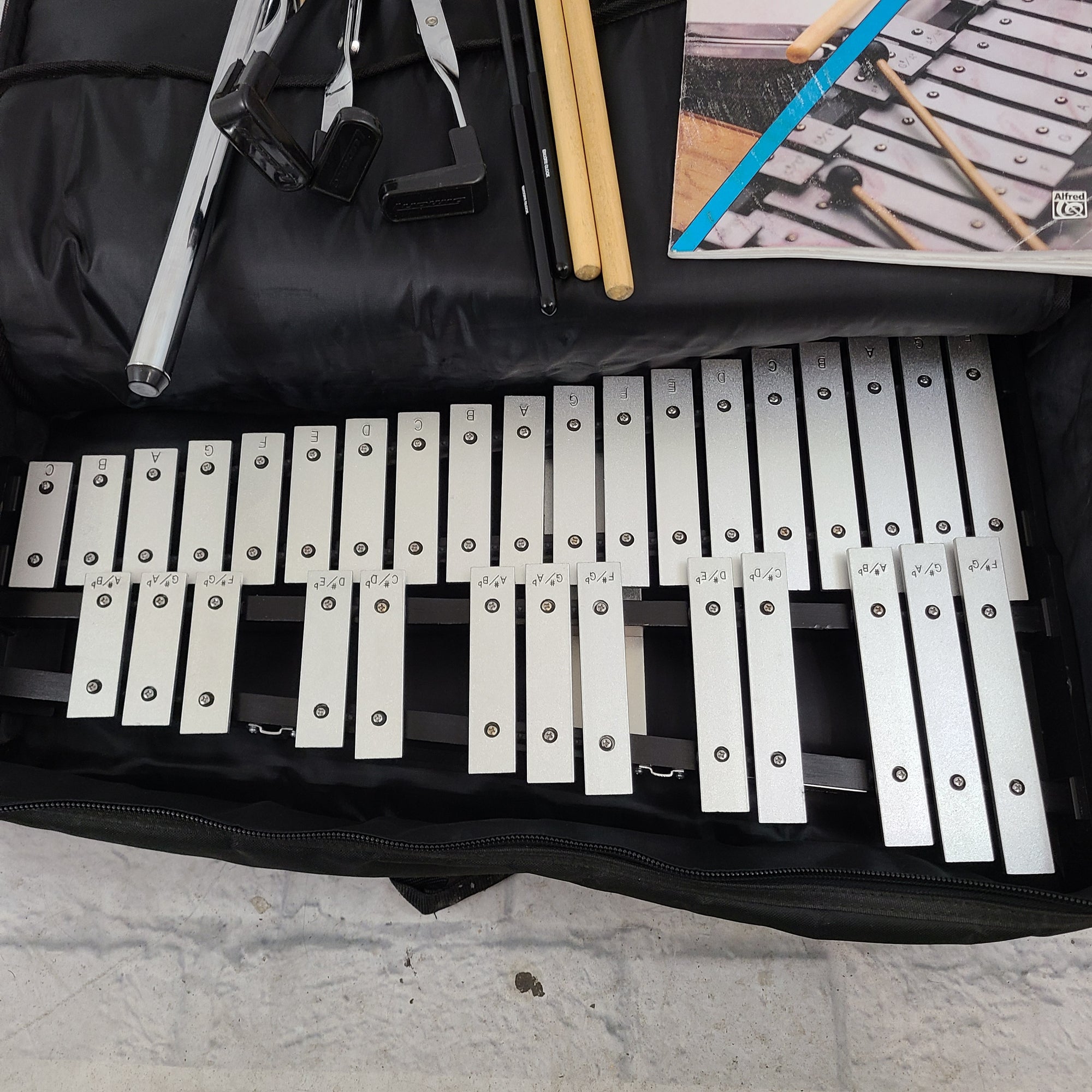 Ludwig LE2483RBR Snare / Bell Combo Kit w/ Rolling Bag