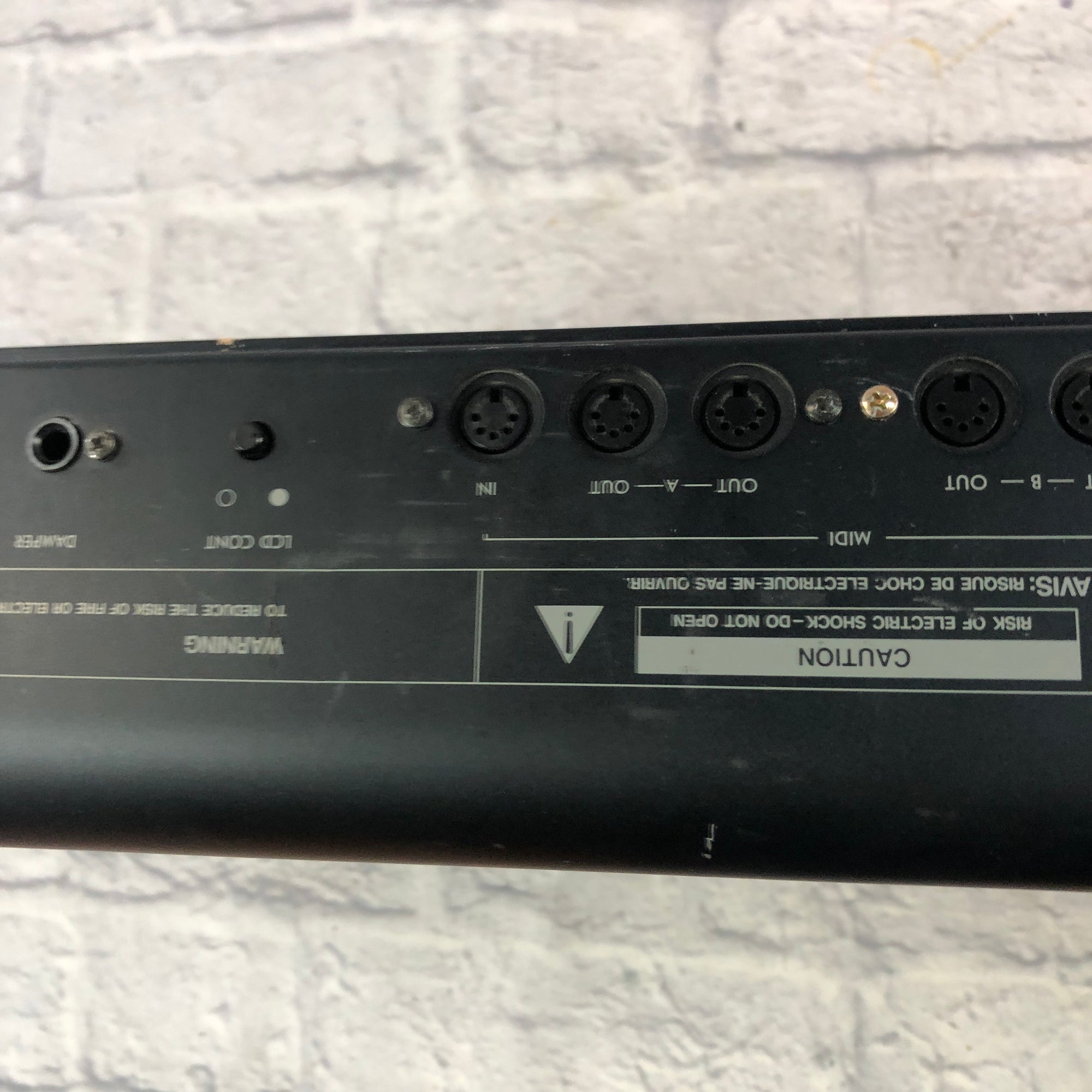 Korg T3 61 Key Workstation Synthesizer