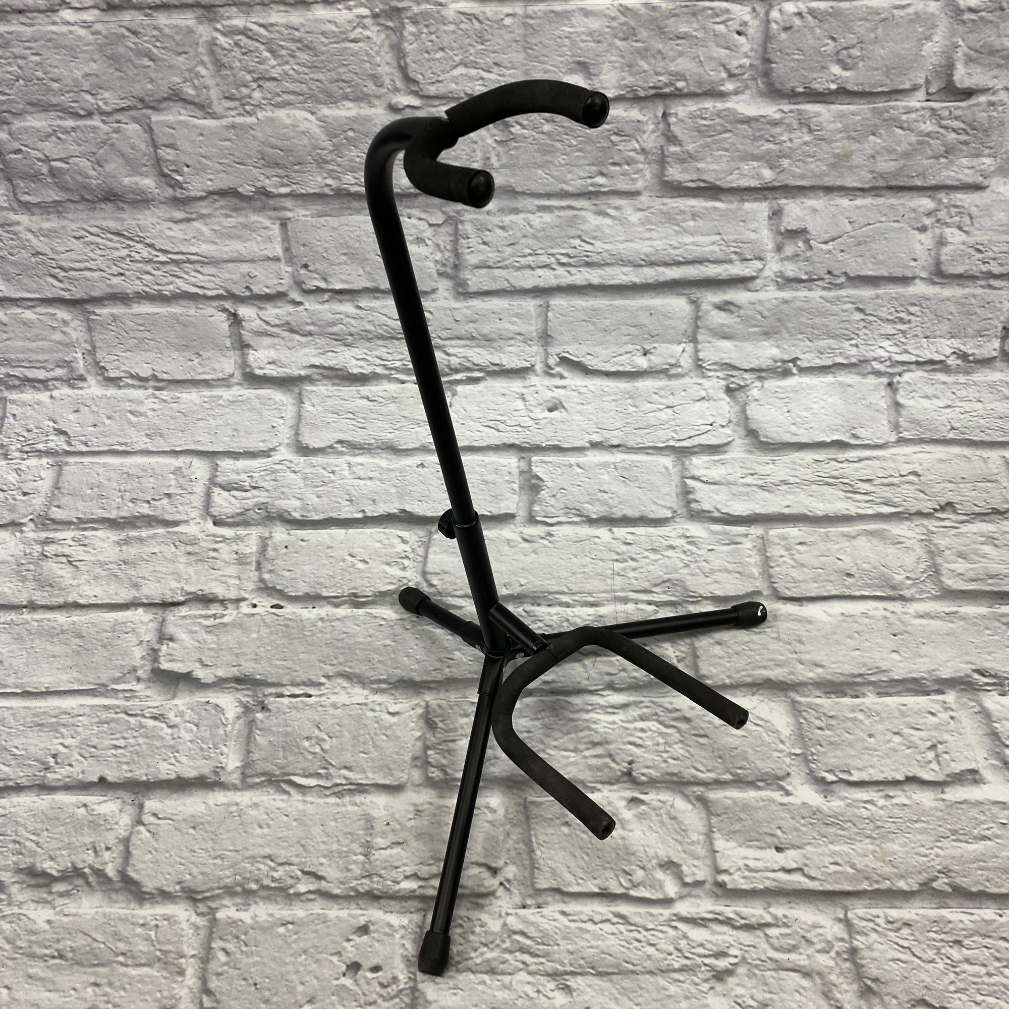 Black Guitar Stand