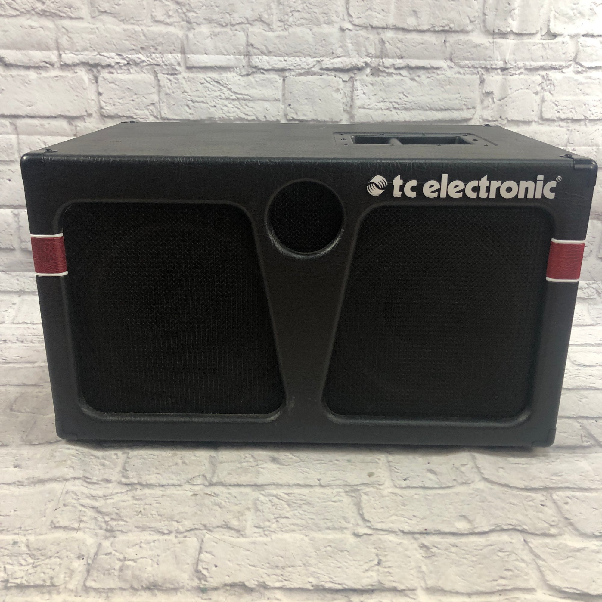TC Electronic K212 2x12 Bass Speaker Cabinet