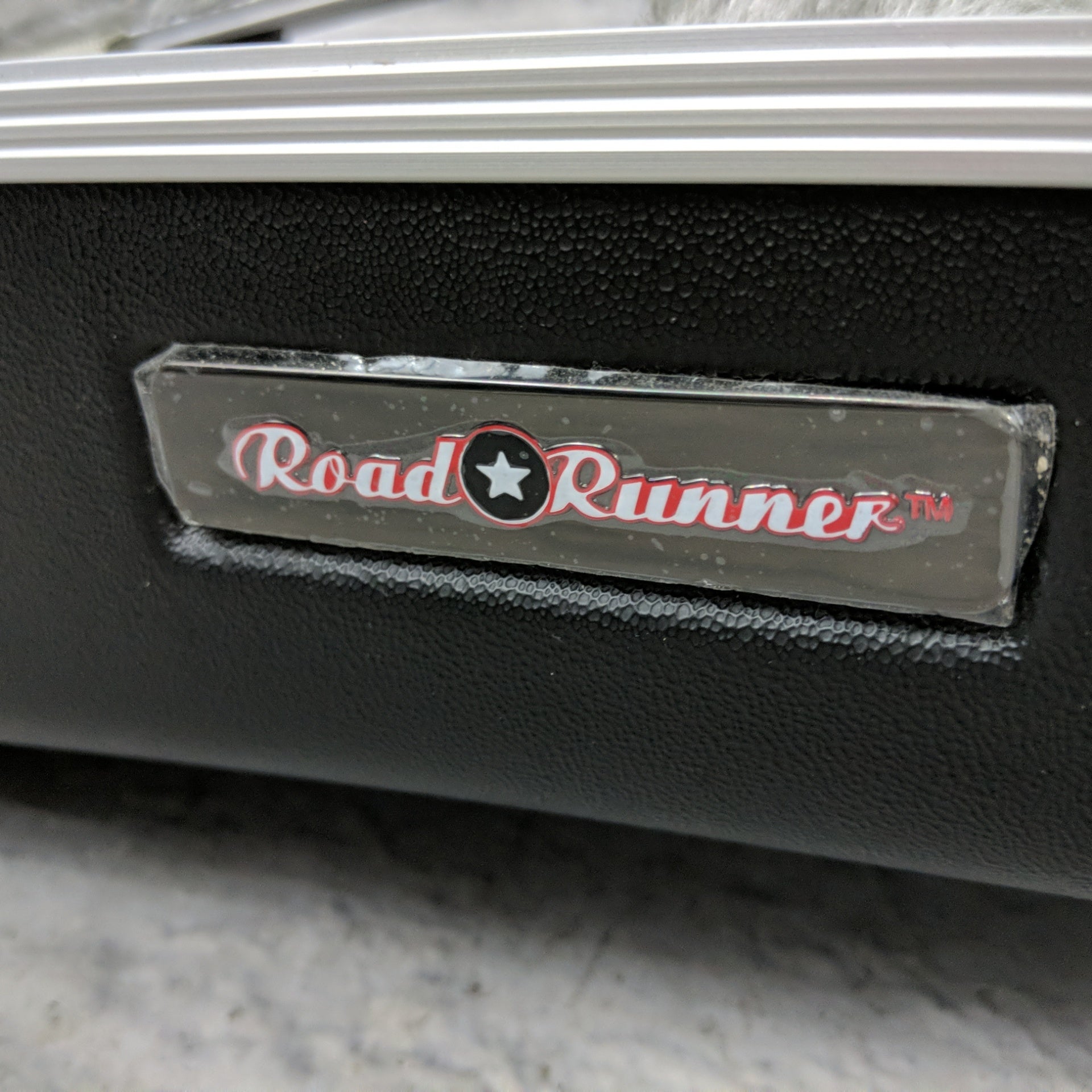 Road Runner Acoustic Hardshell Case