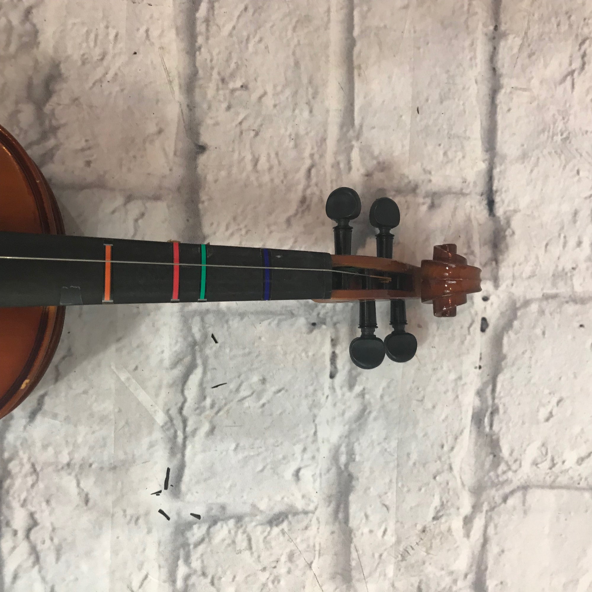 Knitting P19KT 3/4 Sized Violin w Case and Bow As-Is