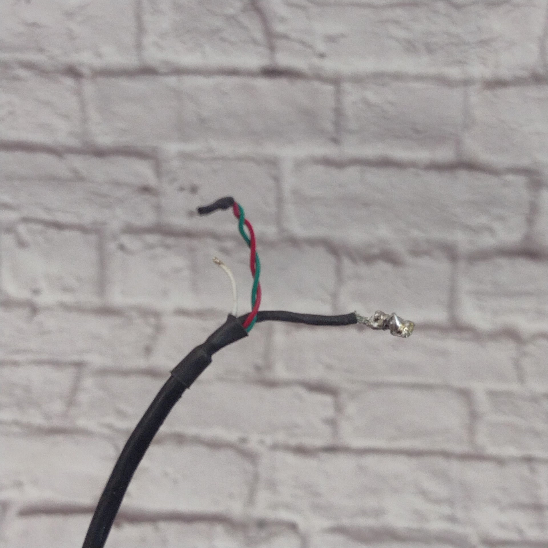 Unknown Dual Rail Single Coil Pickup Pair