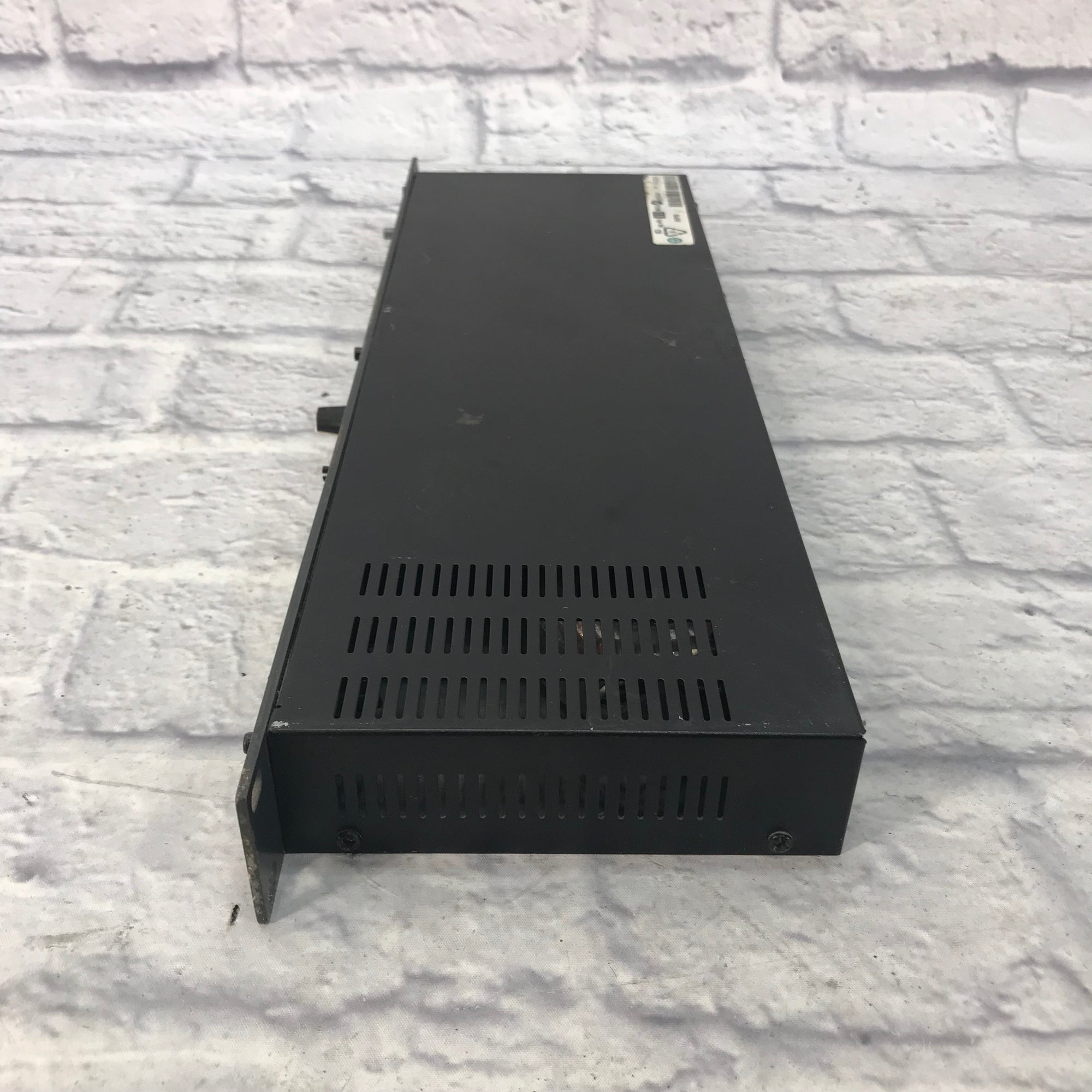 DBX 215 Dual 15-Band Graphic Equalizer