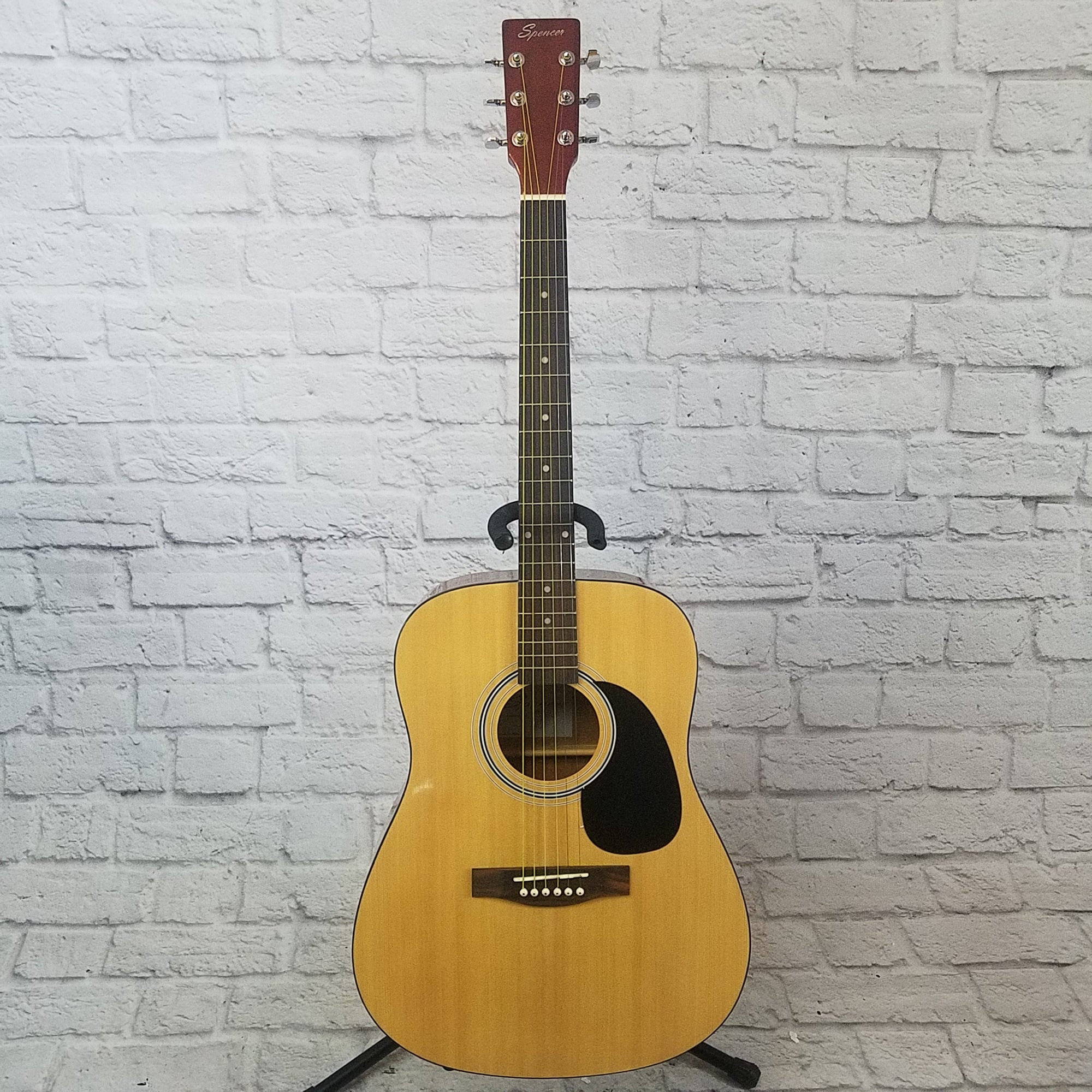 Spencer acoustic store guitar