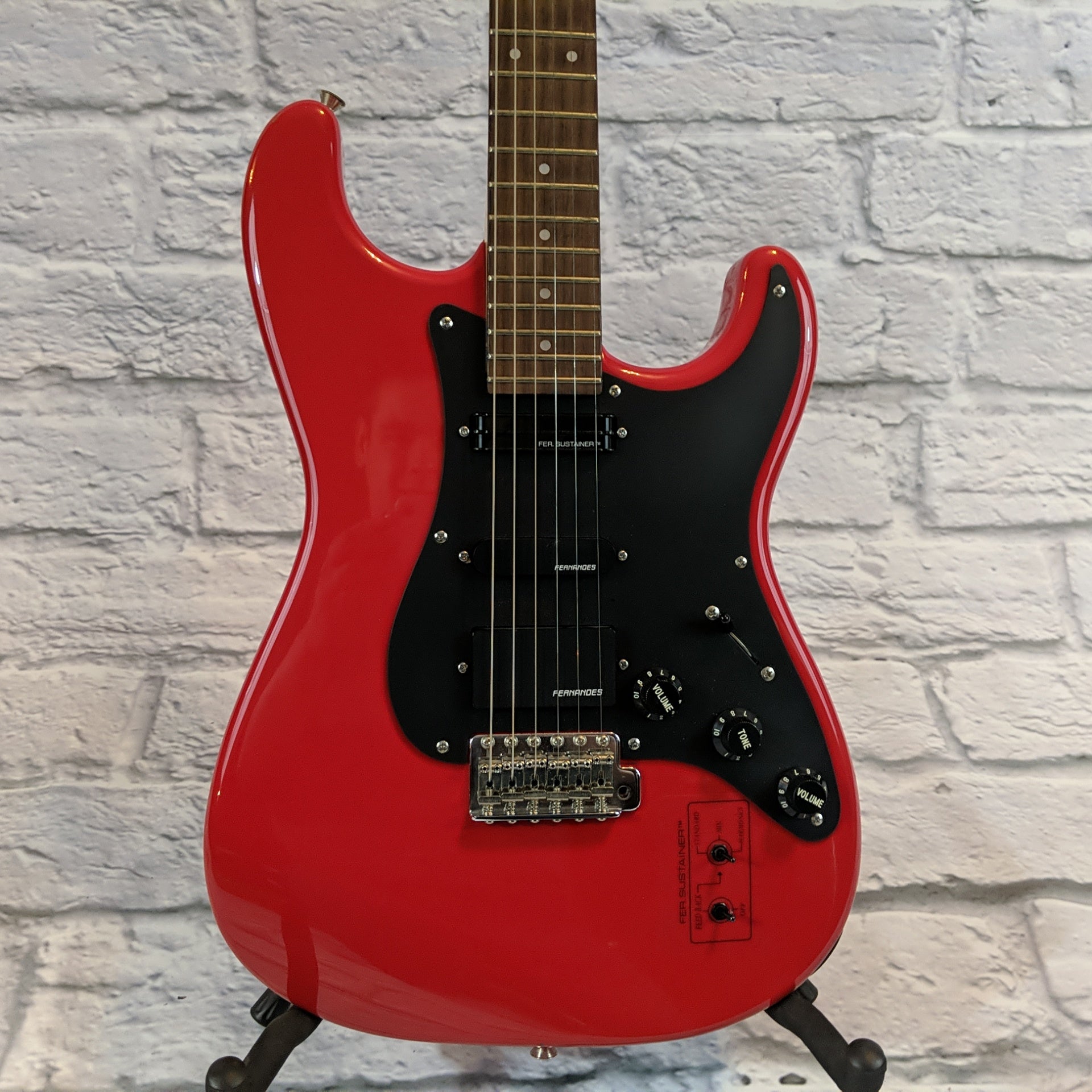 Fernandes LE 2FS Sustainer Strat 1990s MIJ - Rare NOS w/Hardshell