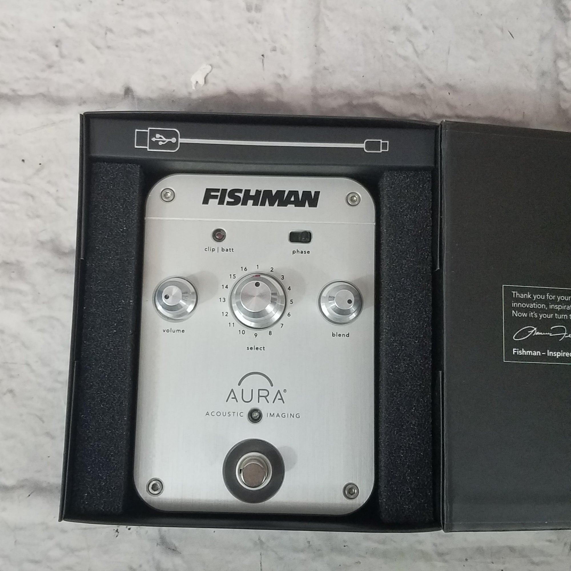 Fishman Aura Sixteen Acoustic Imaging Pedal - Evolution Music