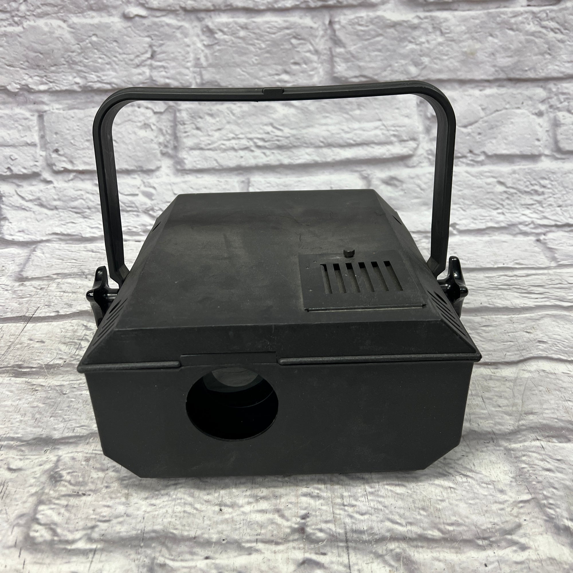 American DJ Victory Light