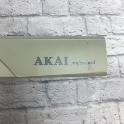 Akai MPC 2000 XL Production Center  with 8 outputs