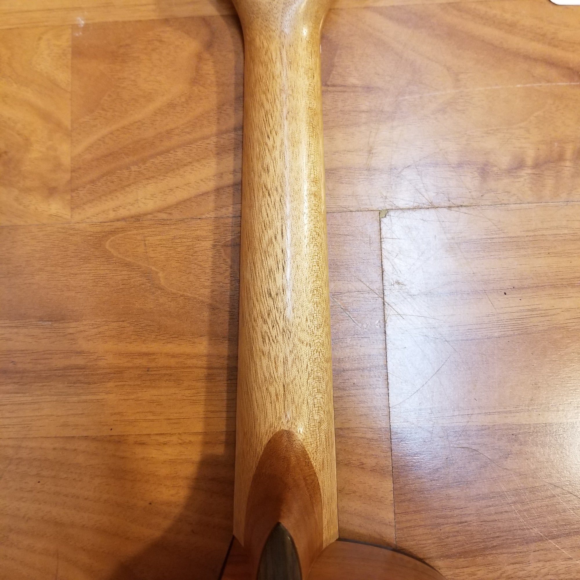 Luna HTC Koa Ukulele w Pickup