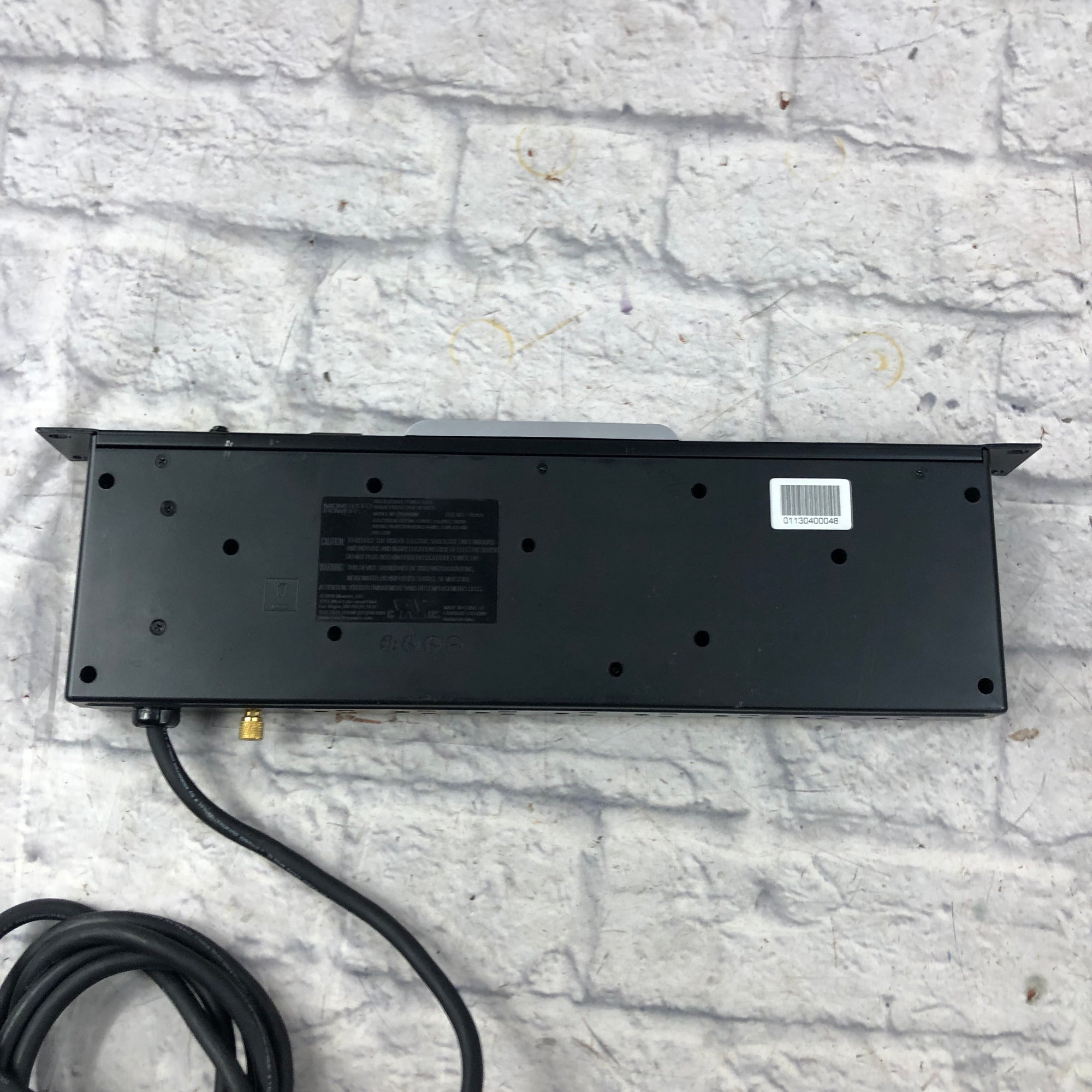 Monster Professional Power Center 900 Power Conditioner