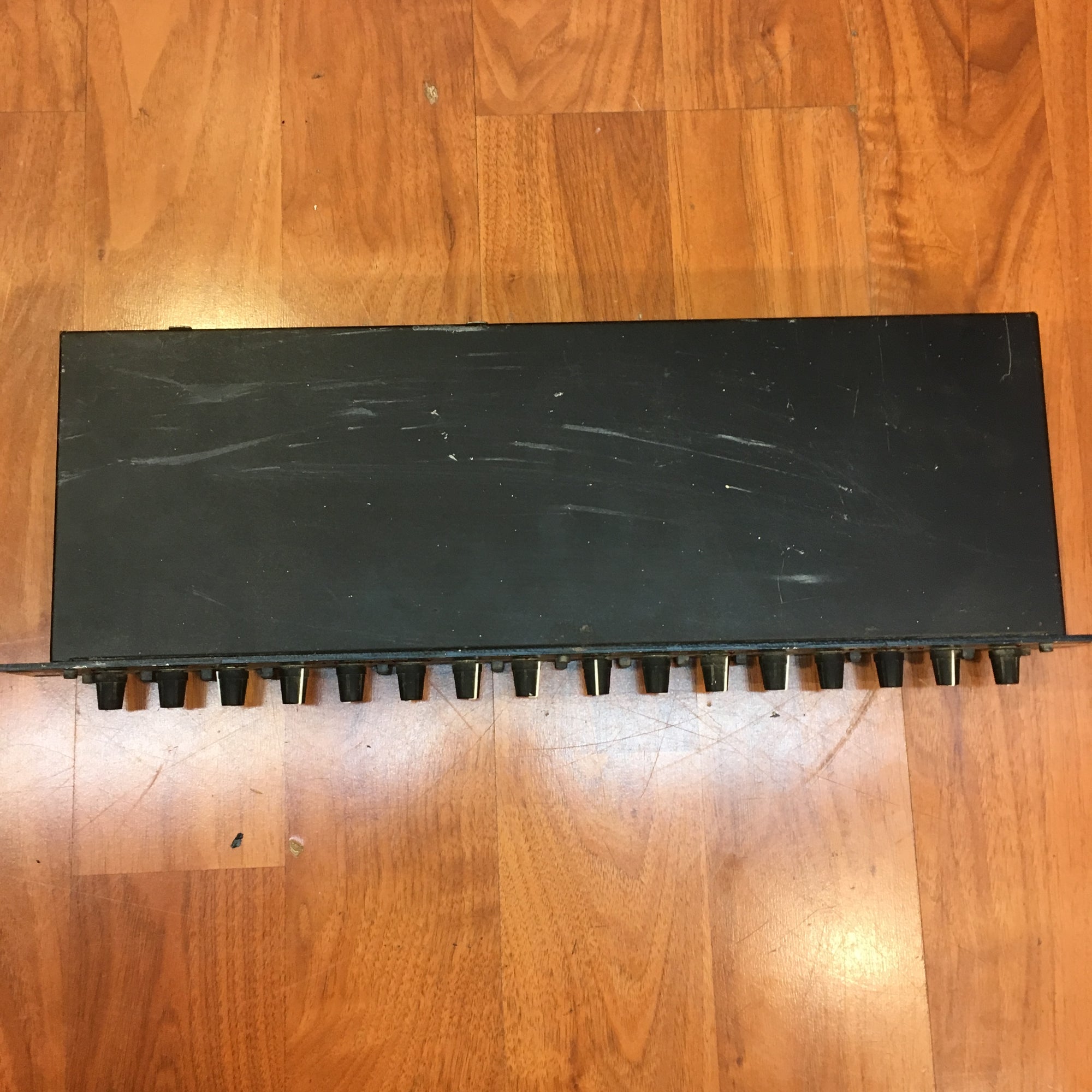 DBX 166XL Stereo Compressor Limiter
