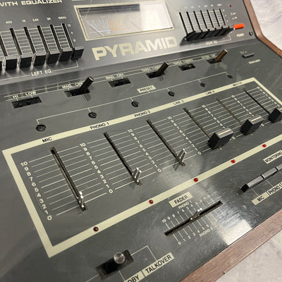 Pyramid PR-5700 Mixer AS-IS