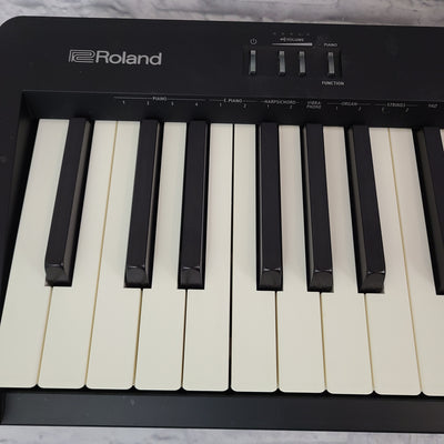 Roland FP-10 88-Key Hammer Action Digital Piano Keyboard