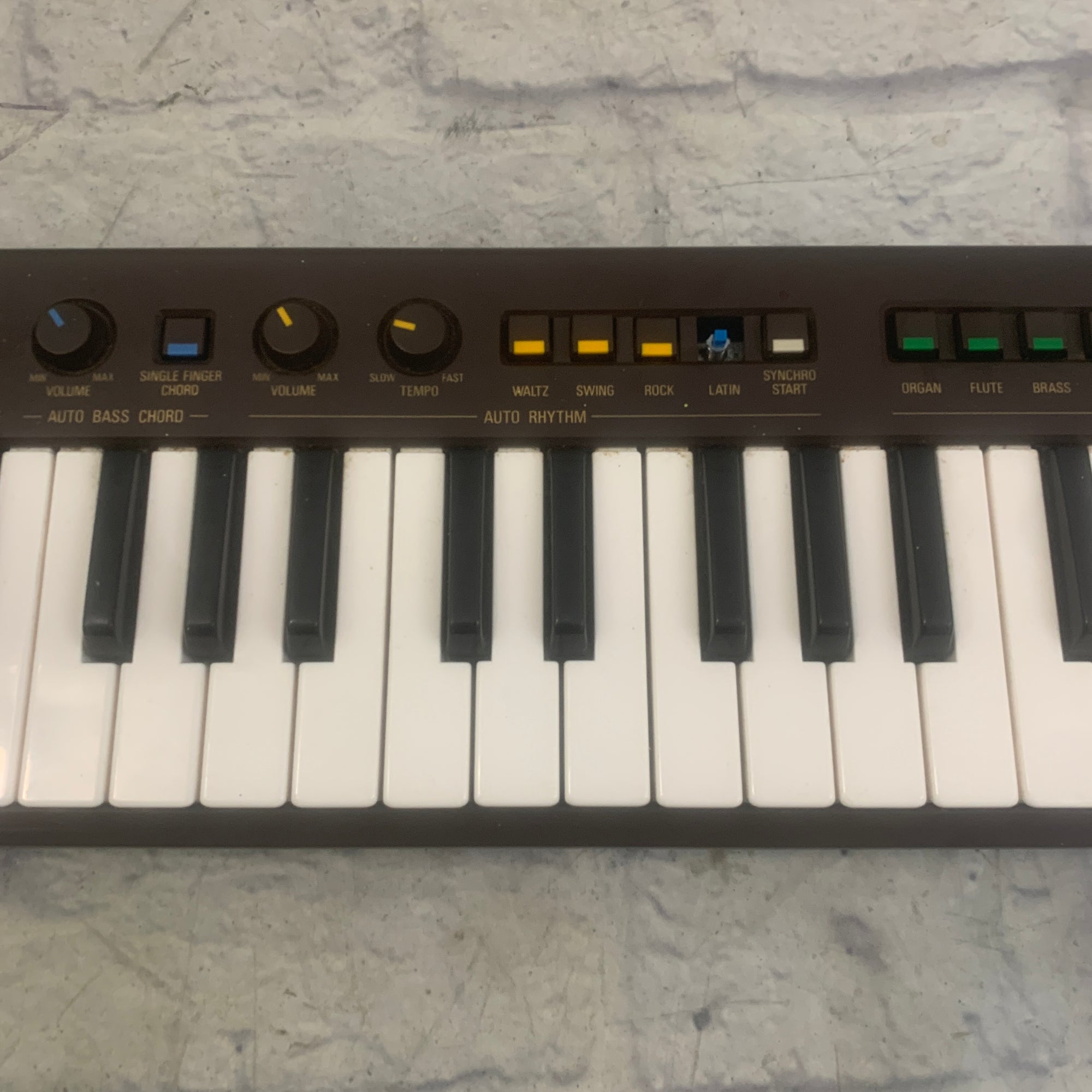 Yamaha PS-3 PortaSound 1980s Synthesizer (Brown) Digital Synth