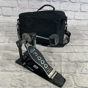 DW 3000 Single Kick Pedal w/ soft bag