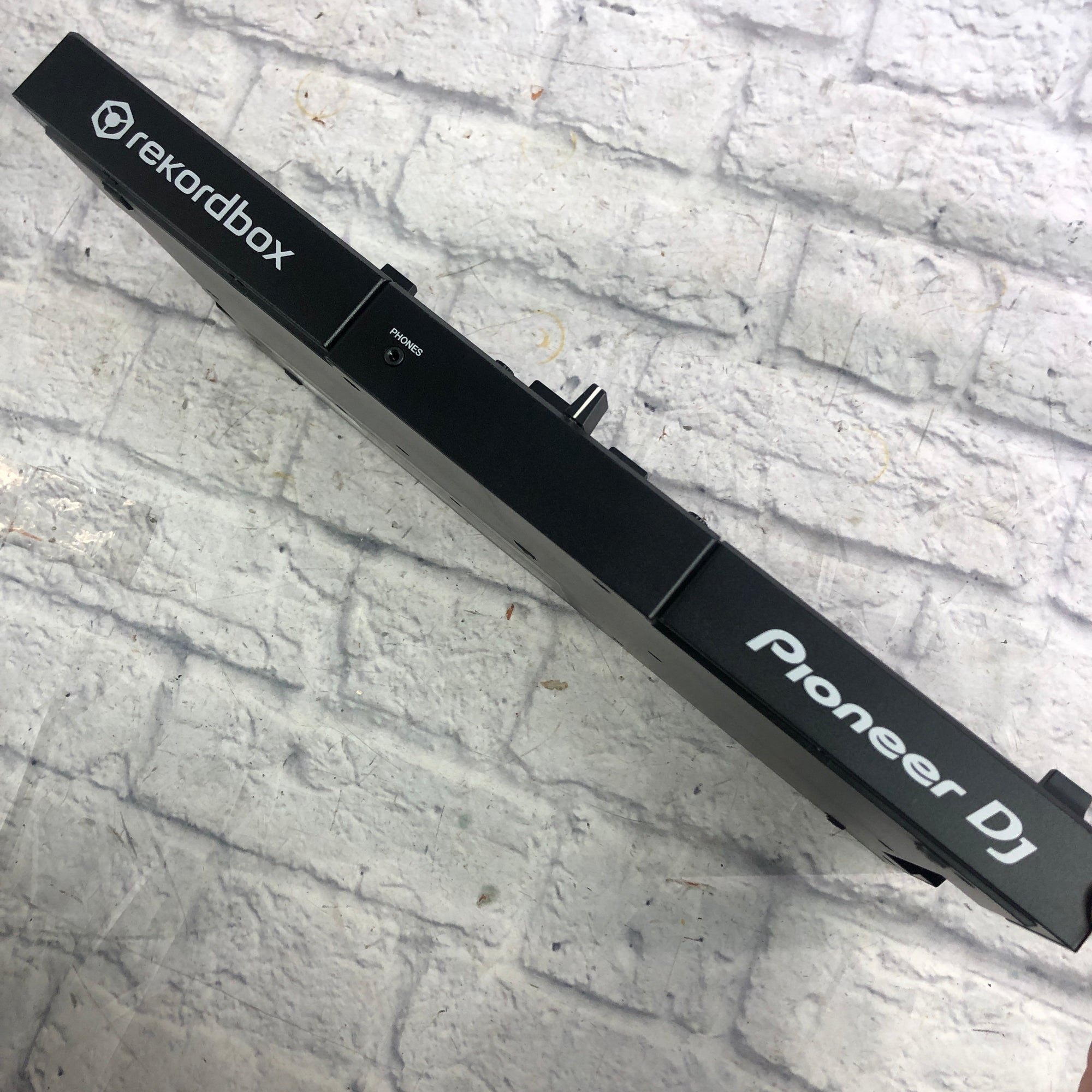 Pioneer  DDJ-400 rekordbox DJ Controller