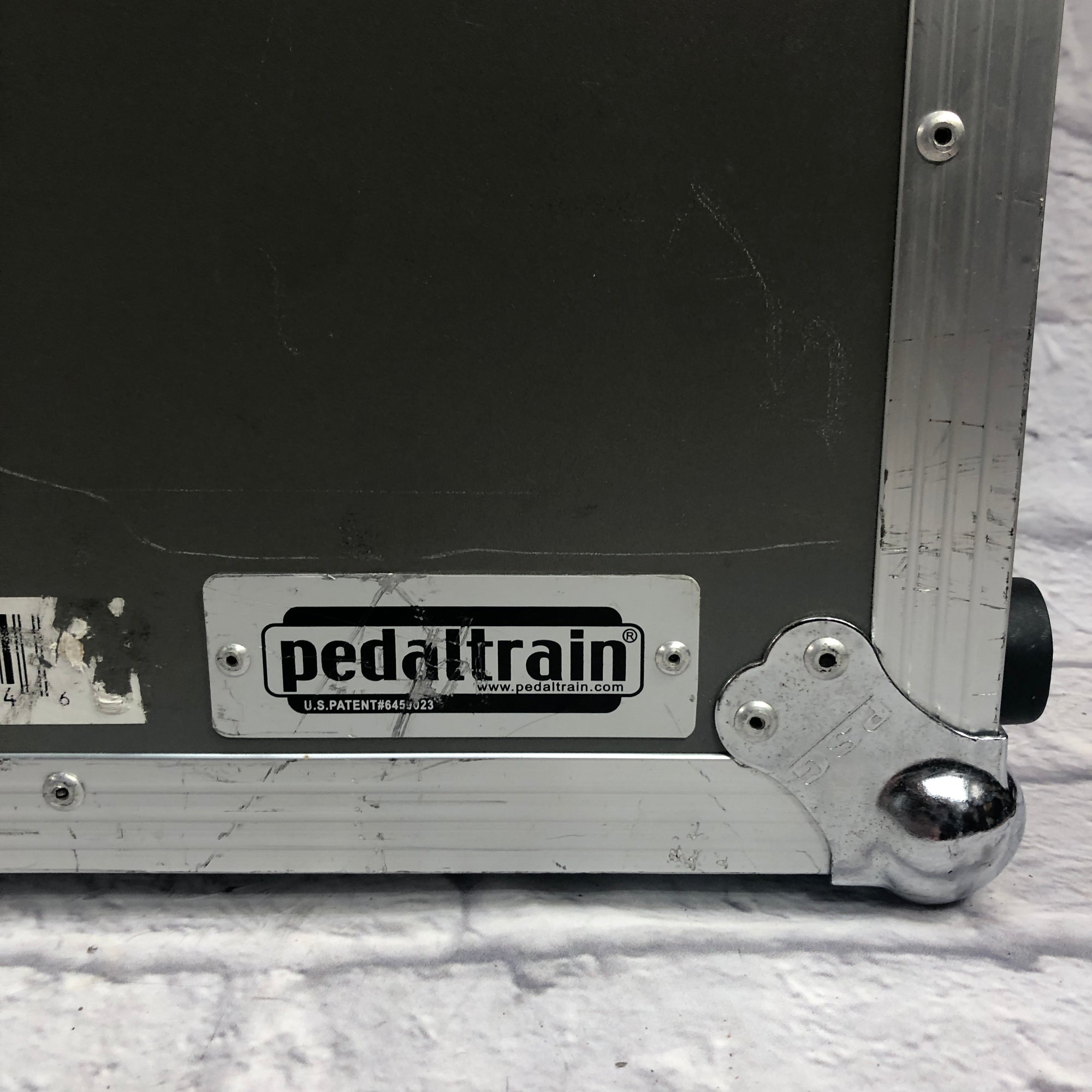 Pedaltrain Classic PRO TC 32x16 Pedalboard Tour Case w/ Pedalboard