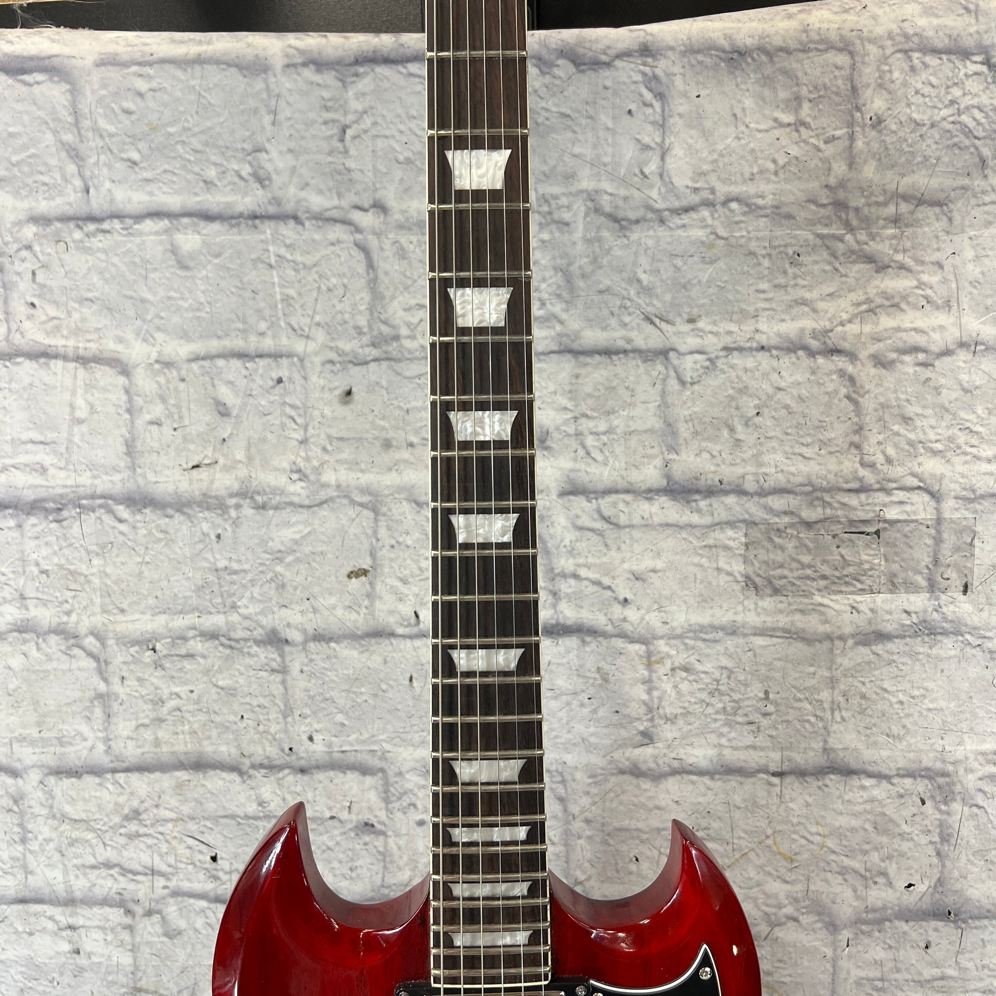 Gatto SG Style Solid Body Cherry Duncans