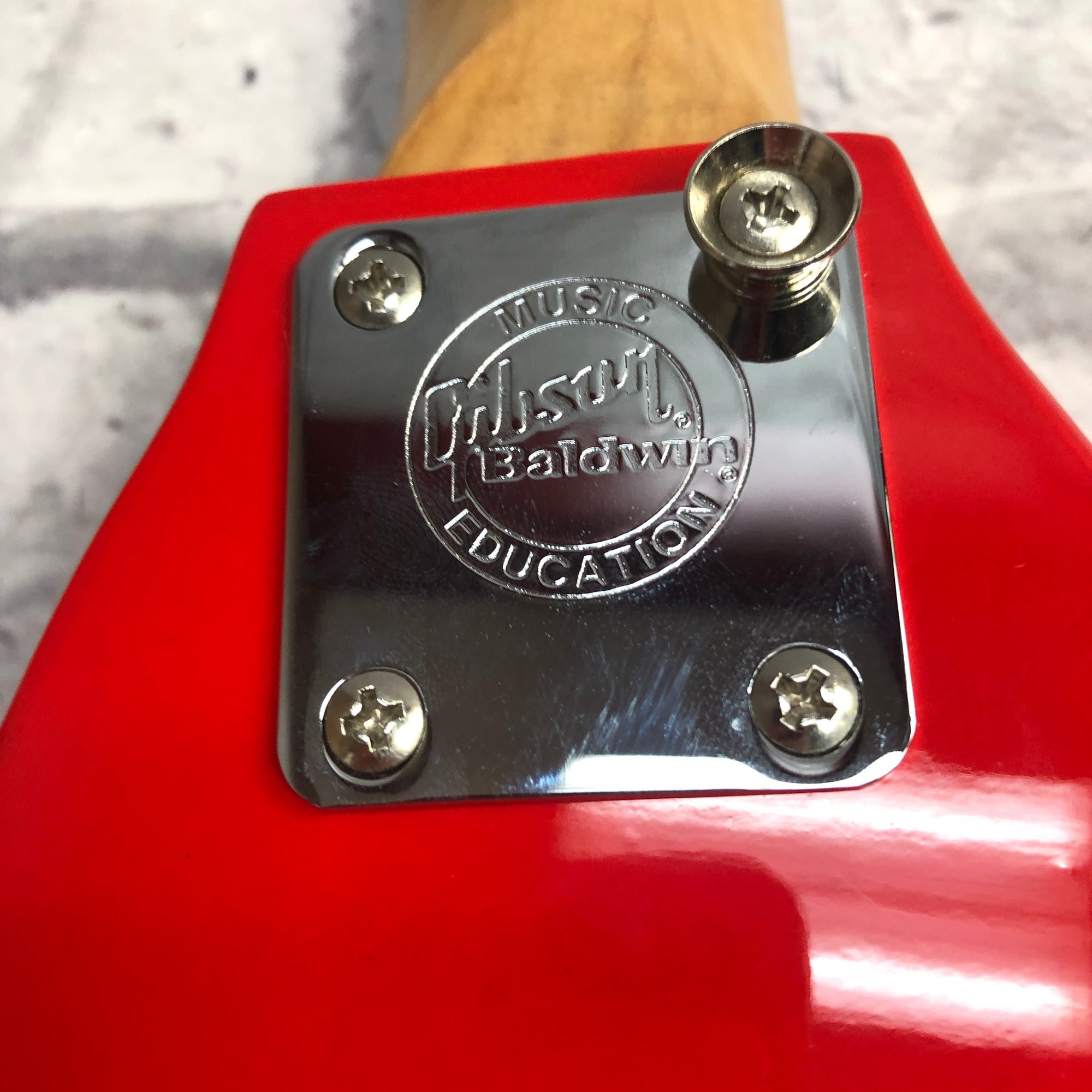 Maestro Roadie Mini-Travel Flying V Red