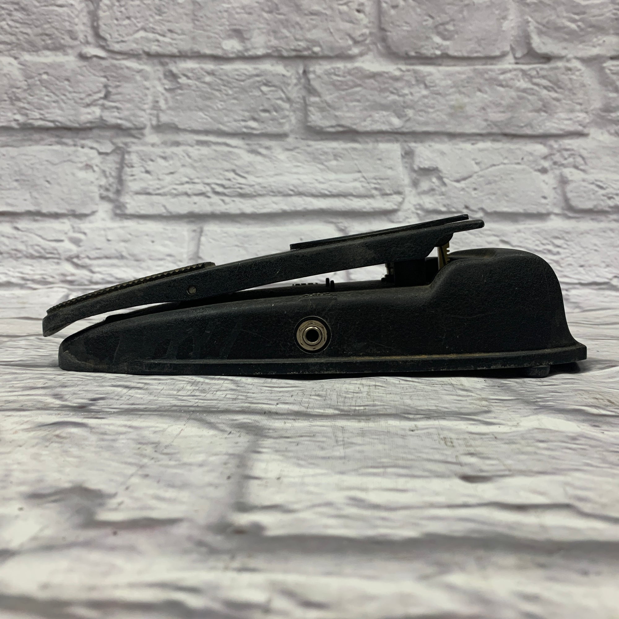 Maestro Boomerang Volume Wah