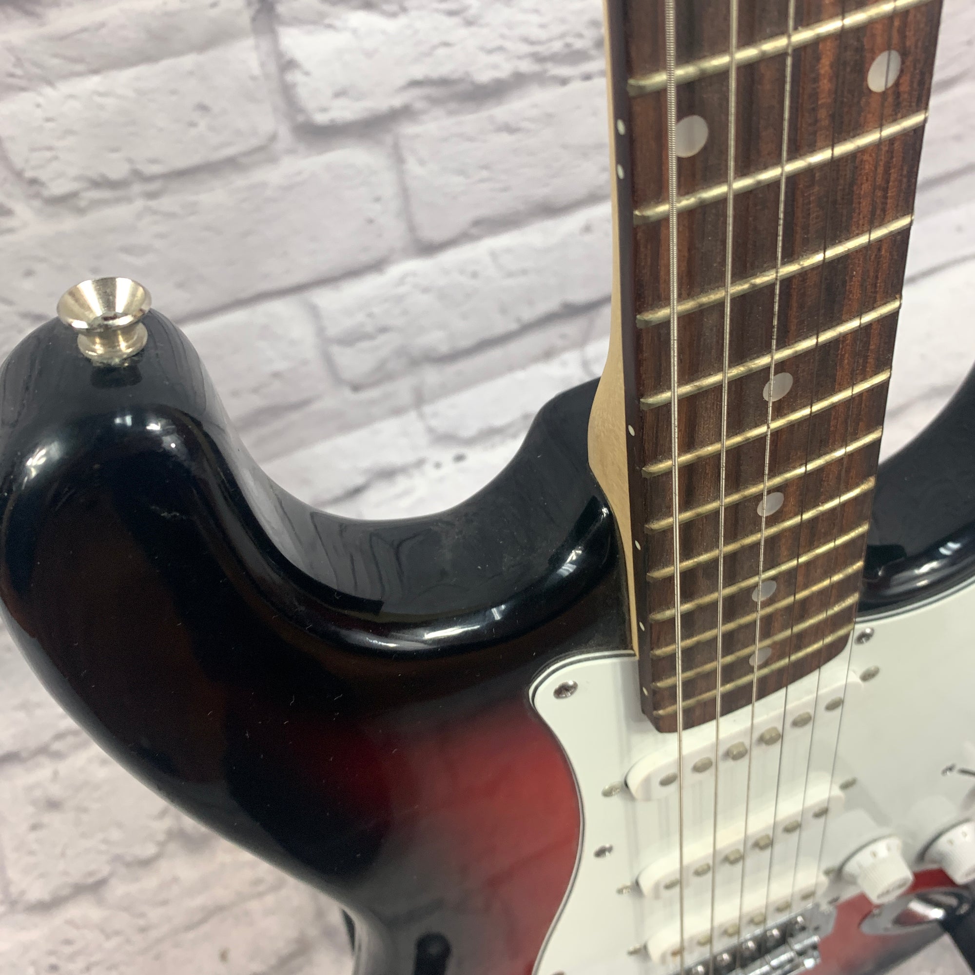 Ion Strat Style Electric Guitar