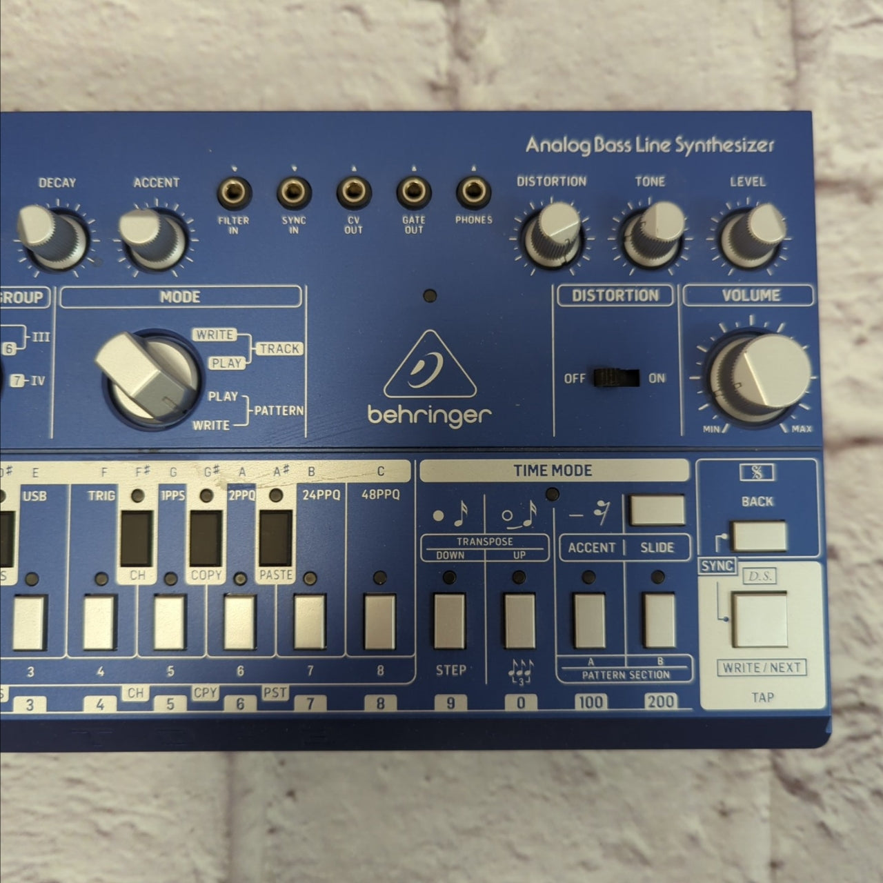 Behringer TD-3-BU Analog Bass Synthesizer
