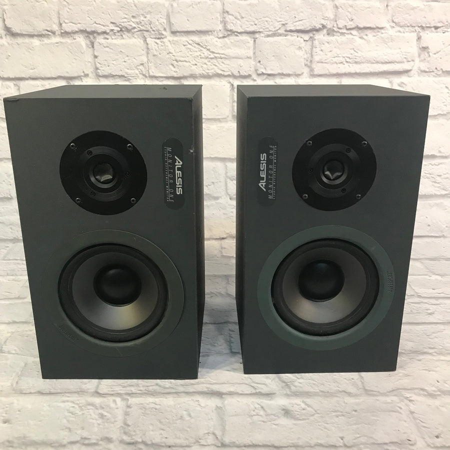 Alesis Monitor One Studio Reference Monitor Pair