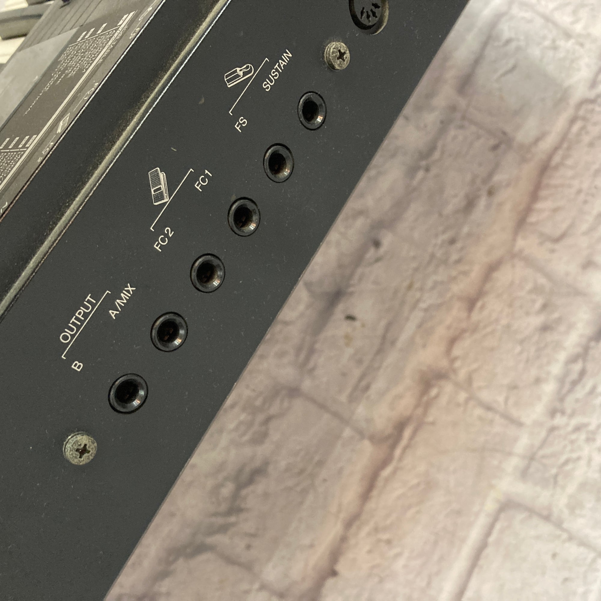 Yamaha DX7 Digital Synth