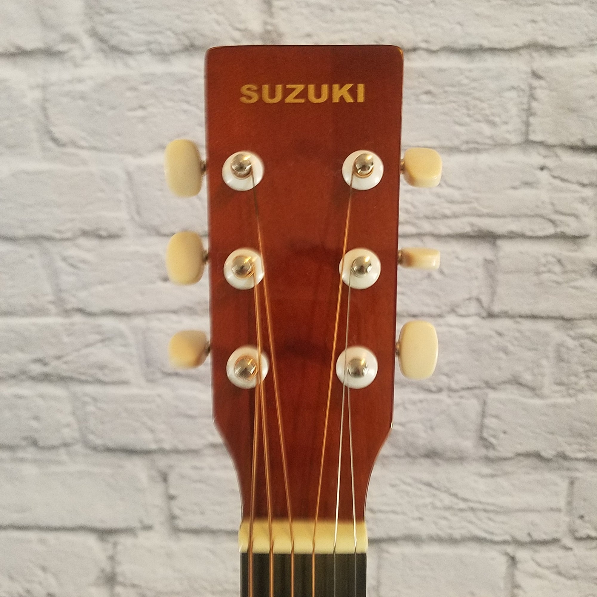 Suzuki SS6-3 Acoustic Guitar