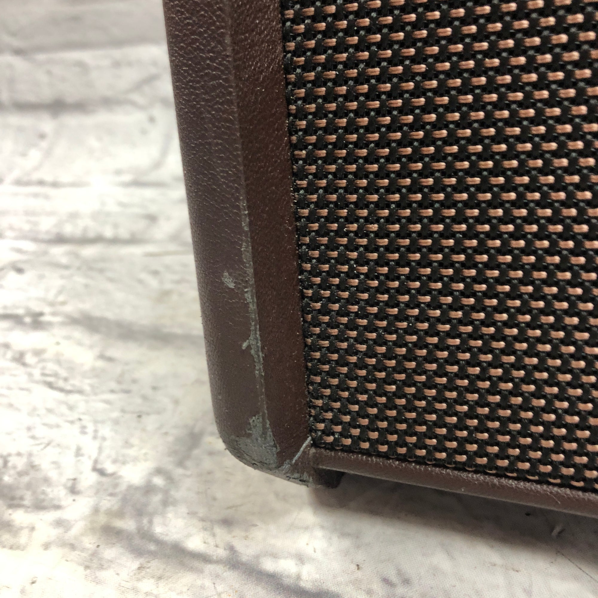 Fishman Loudbox Mini LBX500 Acoustic Guitar Combo Amp