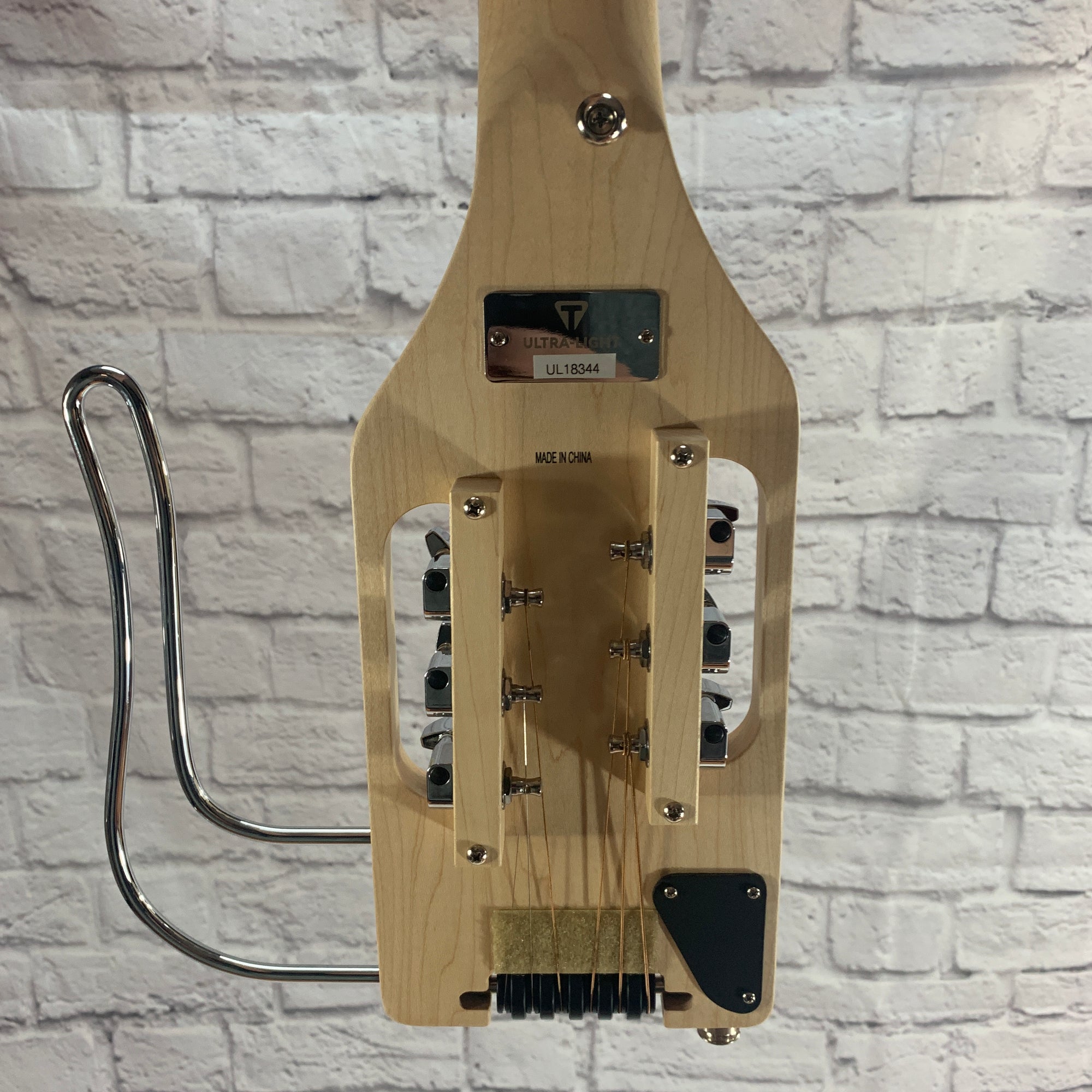 Traveler Ultralight Acoustic Electric Guitar with Lap Rest