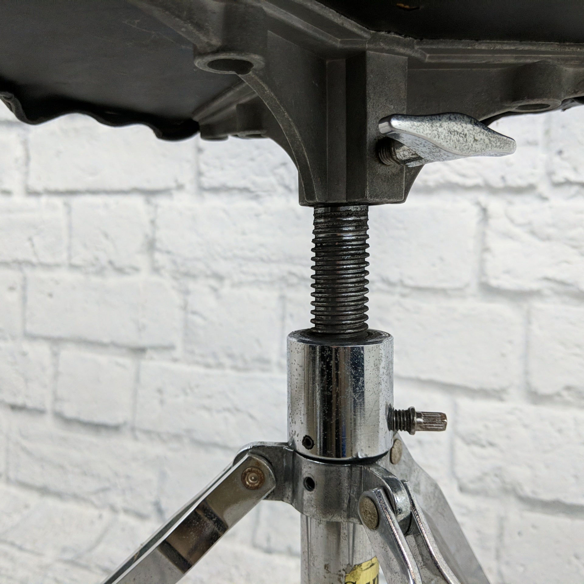 Sunlite Drum Throne