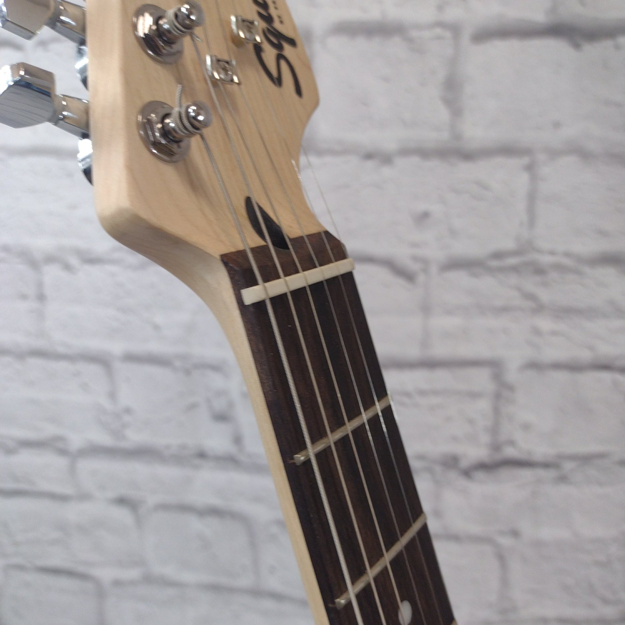 Squier Bullet Stratocaster FSR Lake Placid Blue - Evolution Music