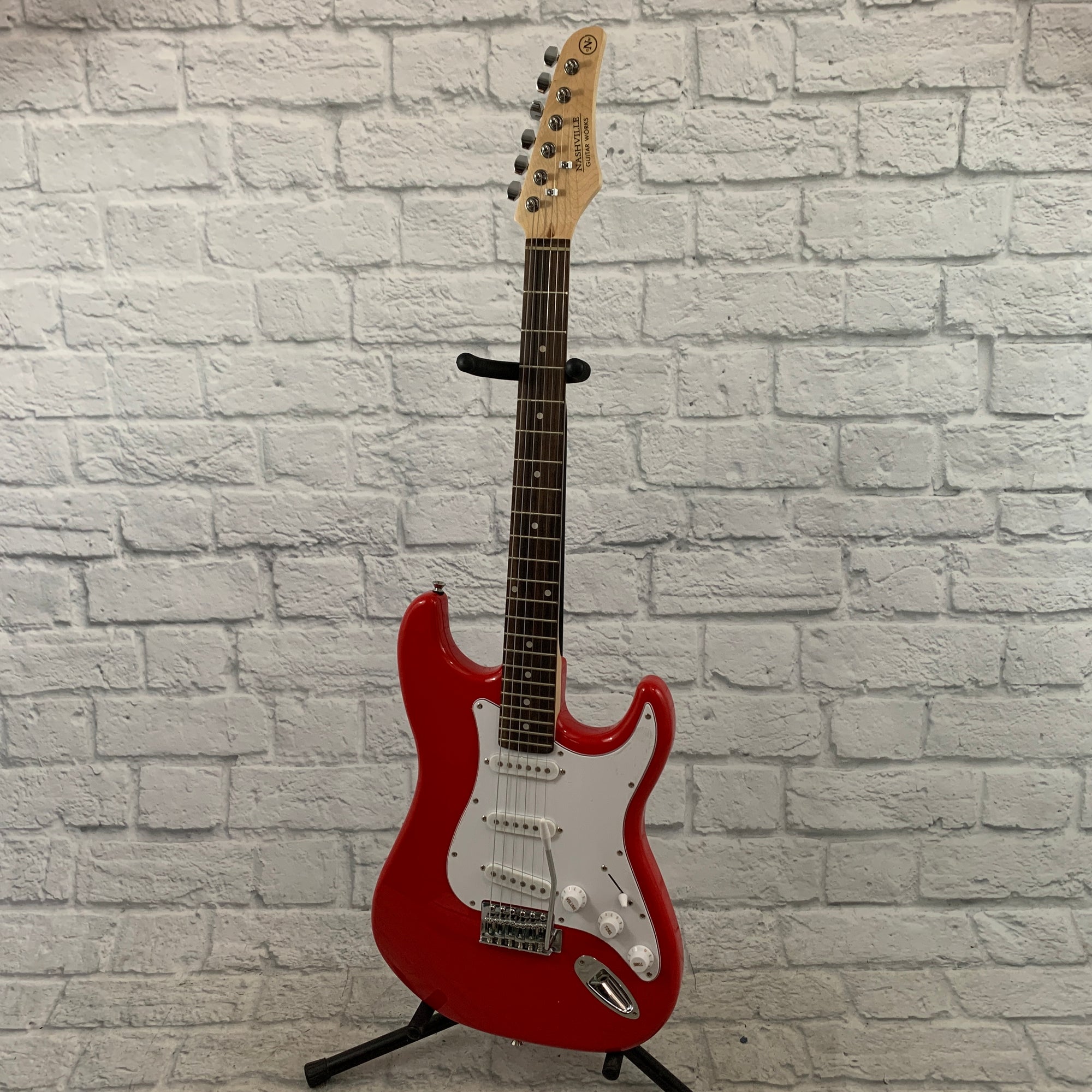 Nashville Guitar Works 130 Double Cutaway - Red, Rosewood Fretboard