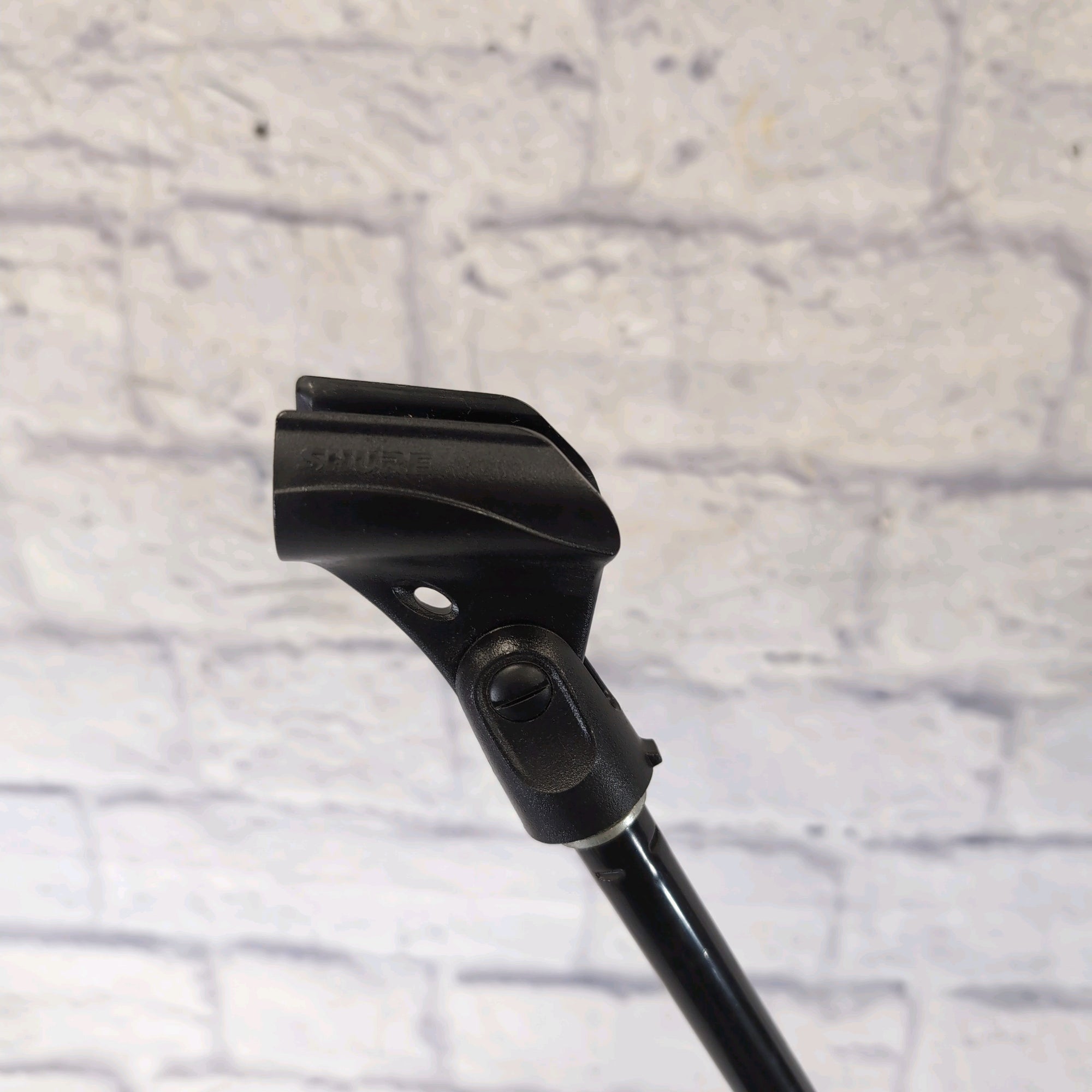 Unknown Straight Mic Stand w/ Round Base