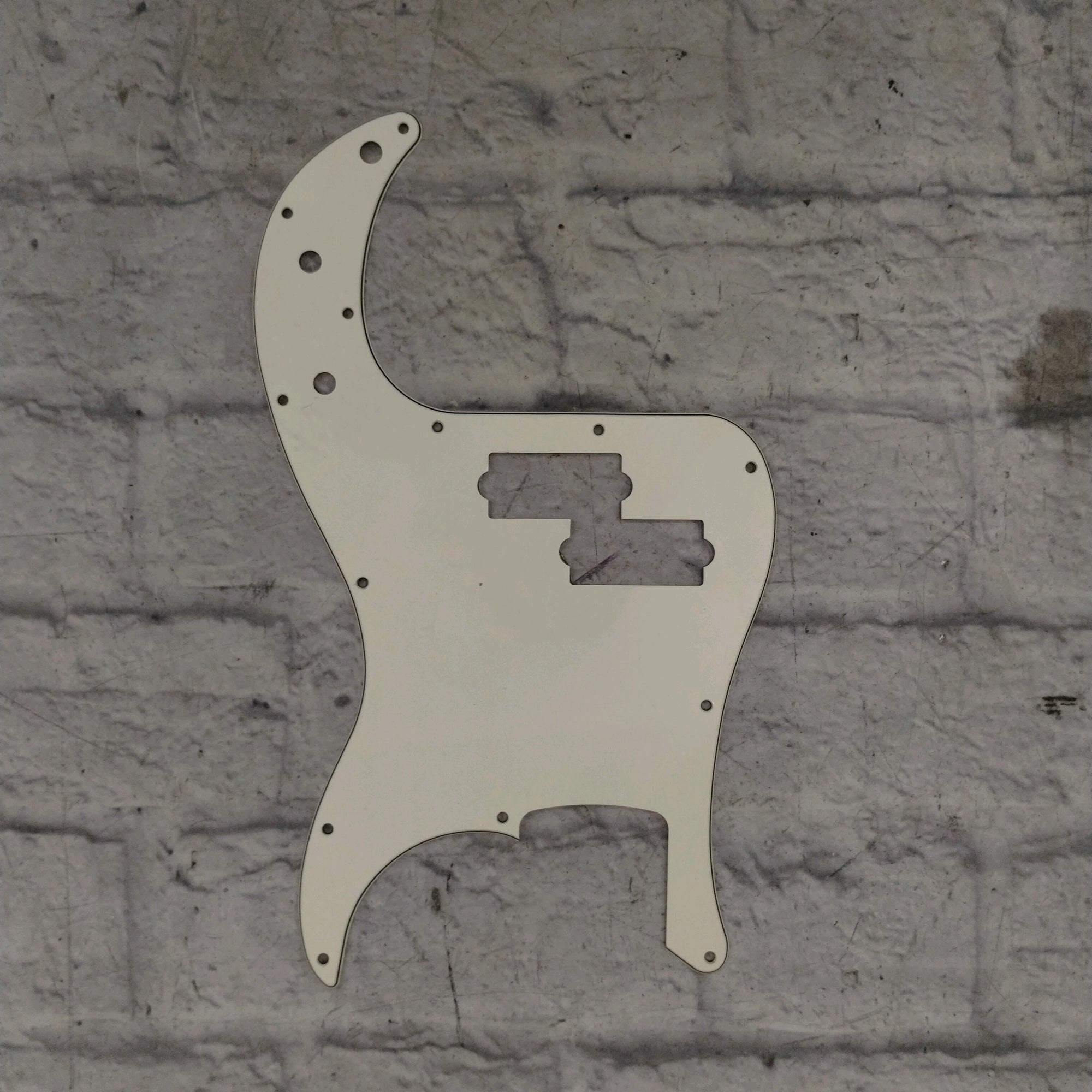 Unknown P-Bass Pickgaurd Pickguard