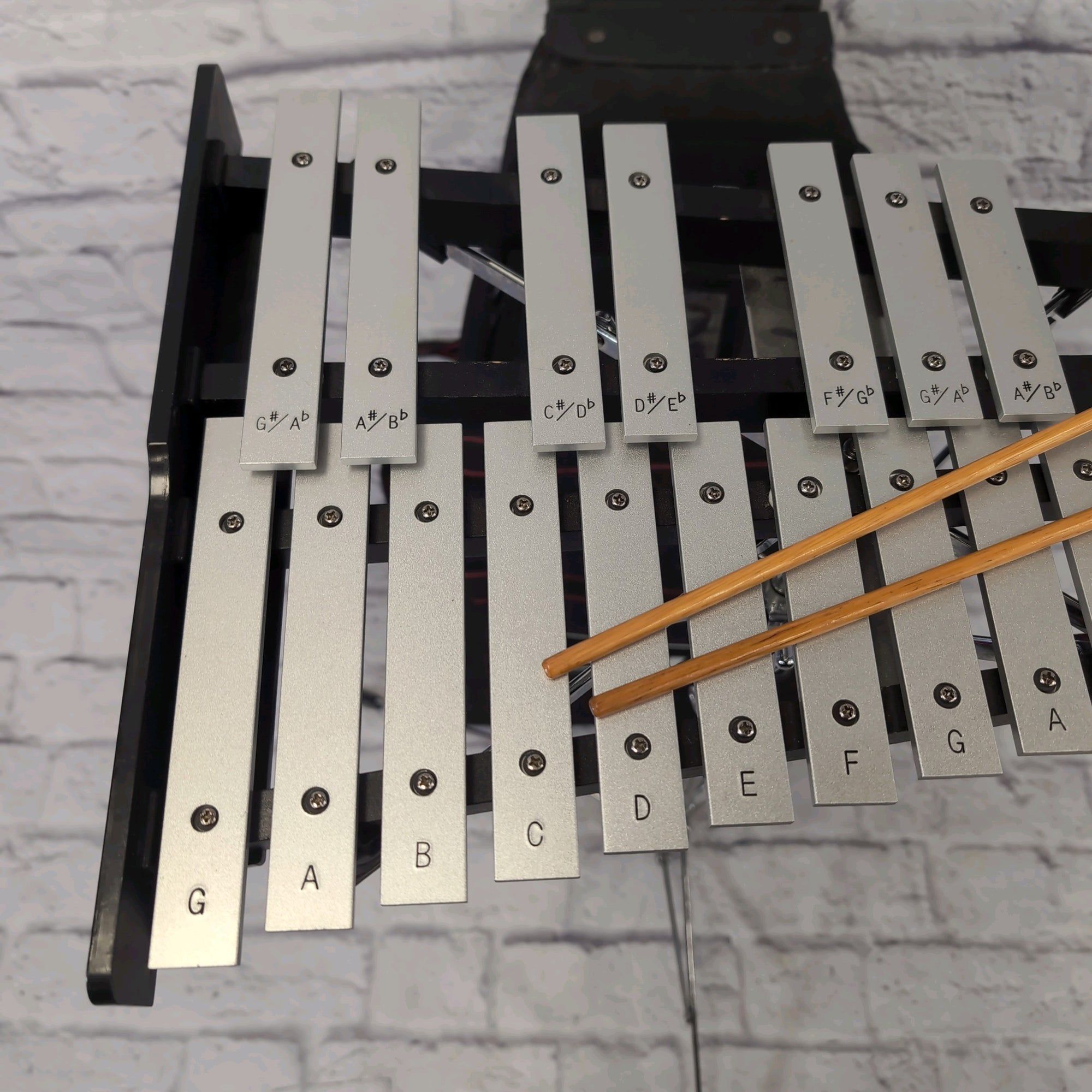 Ludwig Student Bell Kit / Xylophone / Glockenspiel w/ Stand Case & Mallets