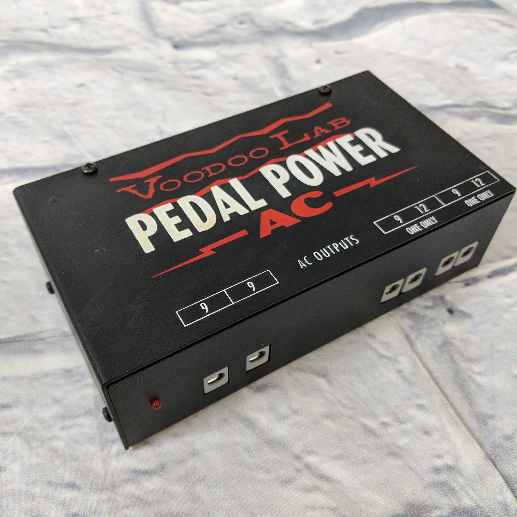 voodoo lab pedal power ac Voodoo Lab Pedal Power AC Power Supply